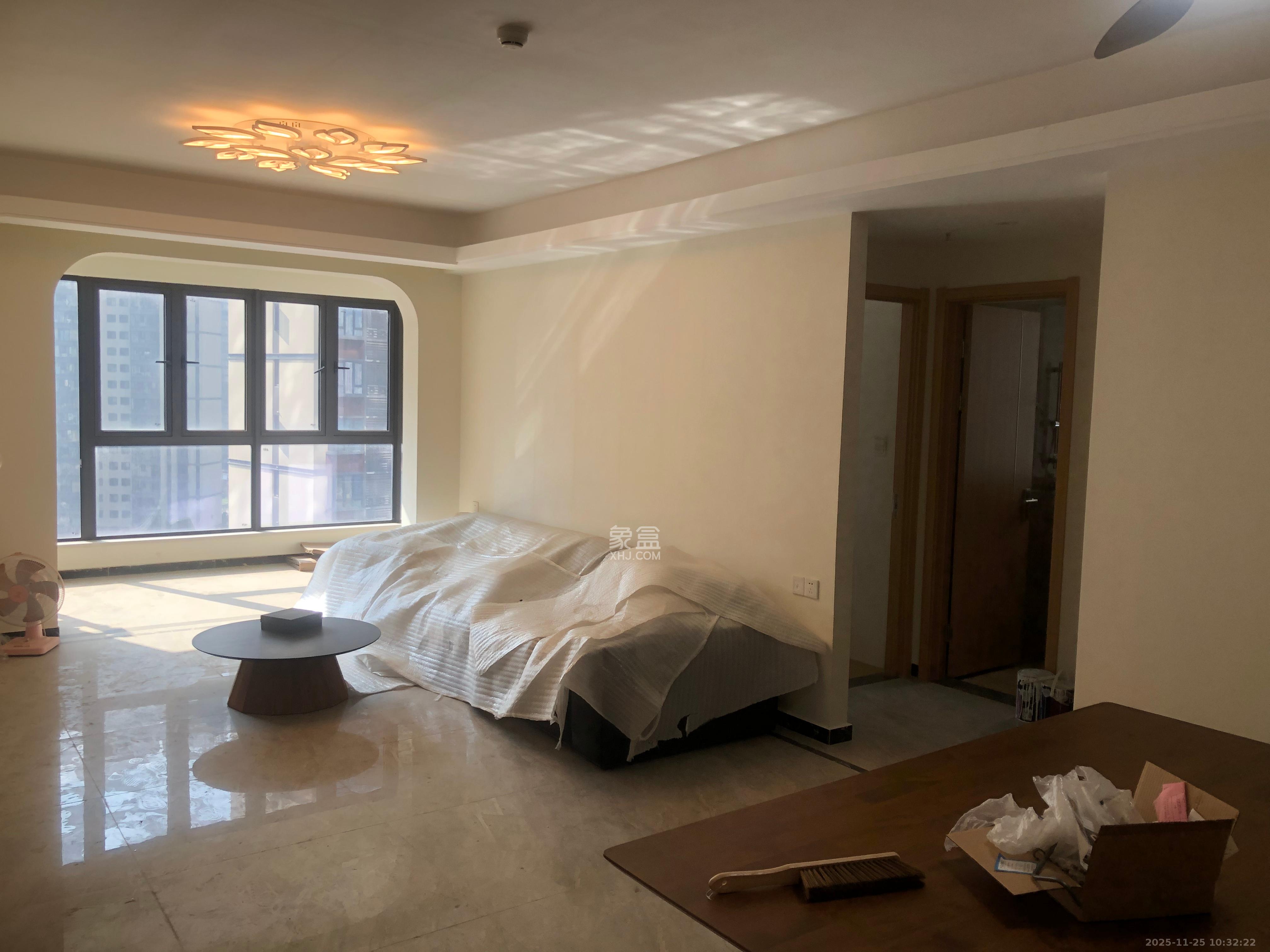 万润滨江天著 3室2厅2卫 2800.0元/月 万润滨江天著 3室2厅2卫 2800.0元/月室内图