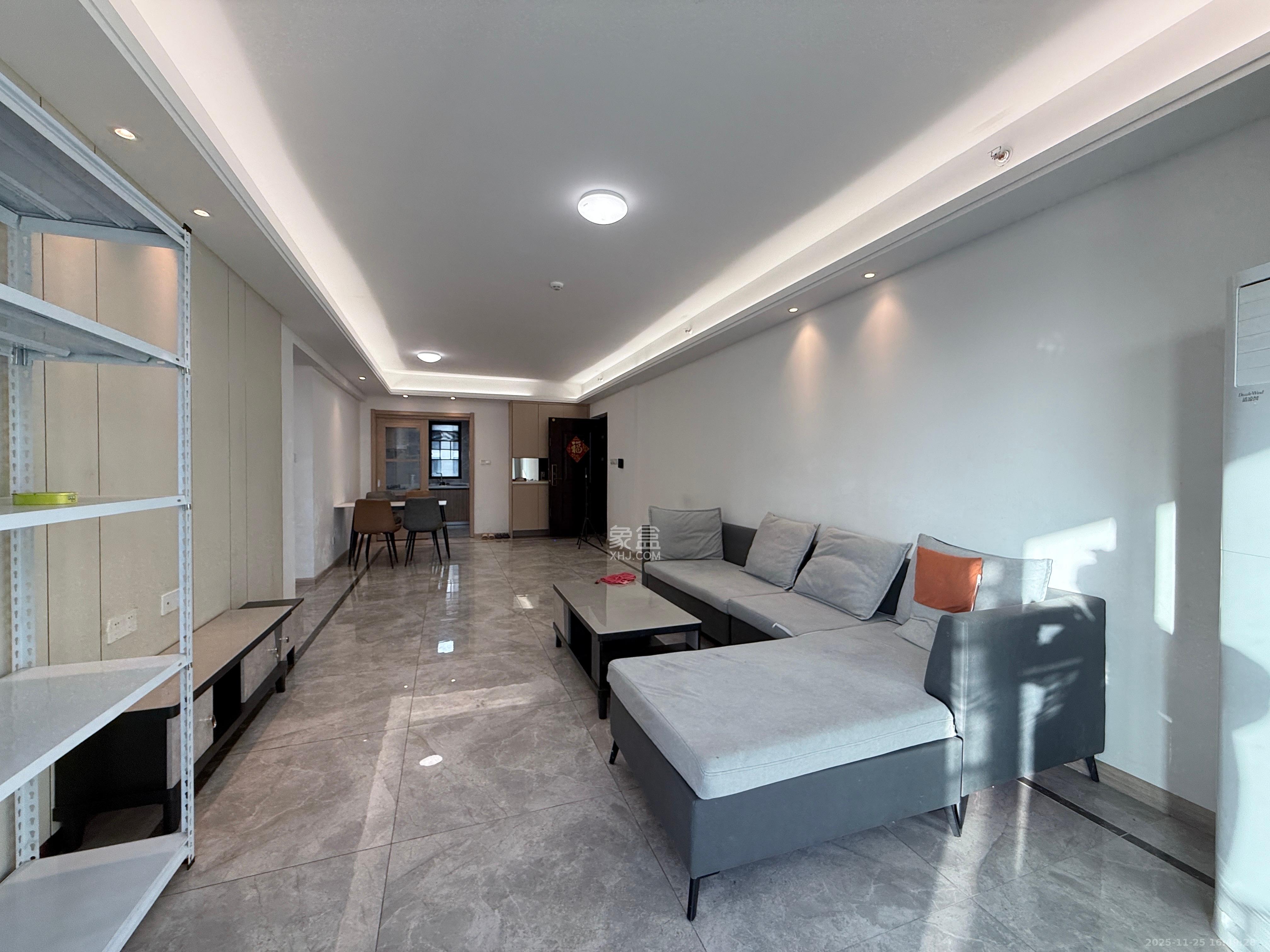 南山梅溪一方 4室2厅2卫 2850.0元/月 南山梅溪一方 4室2厅2卫 2850.0元/月室内图