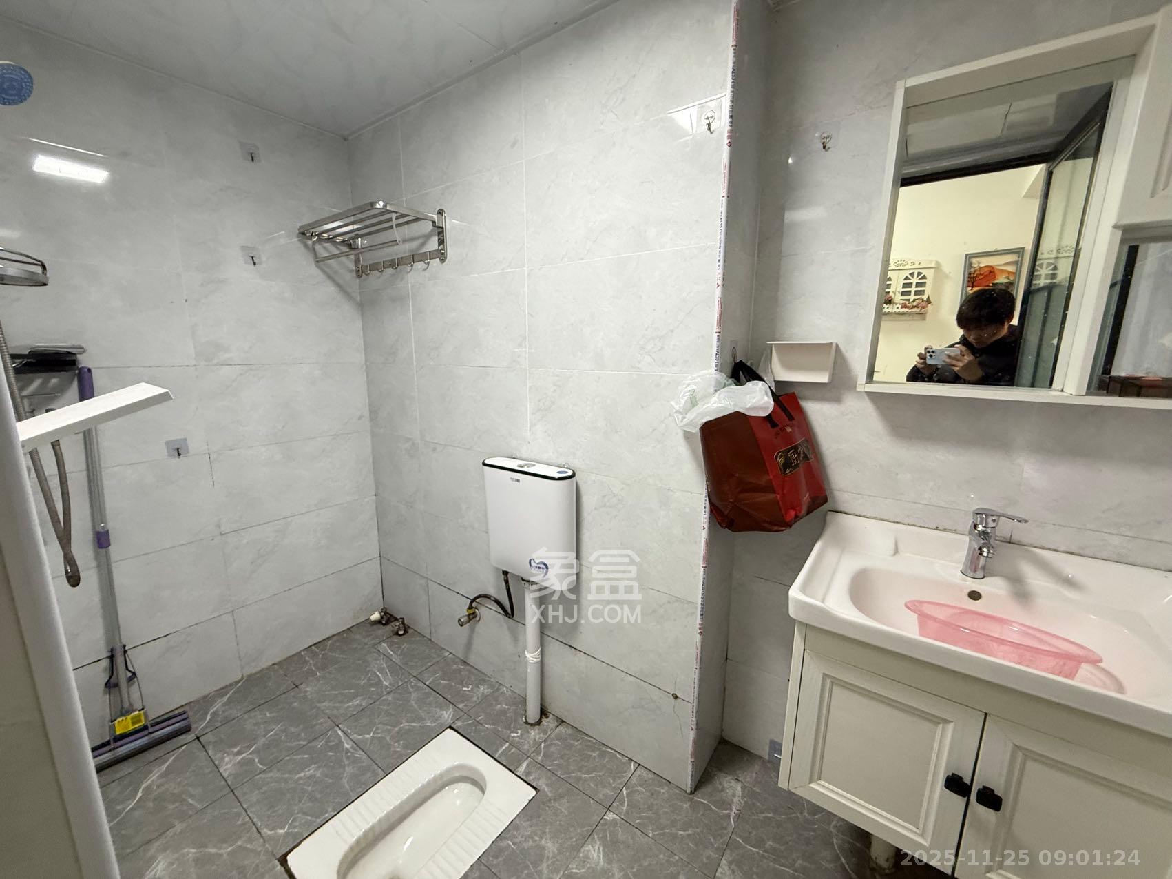 怡海星城 1室1厅1卫 1000.0元/月 怡海星城 1室1厅1卫 1000.0元/月室内图