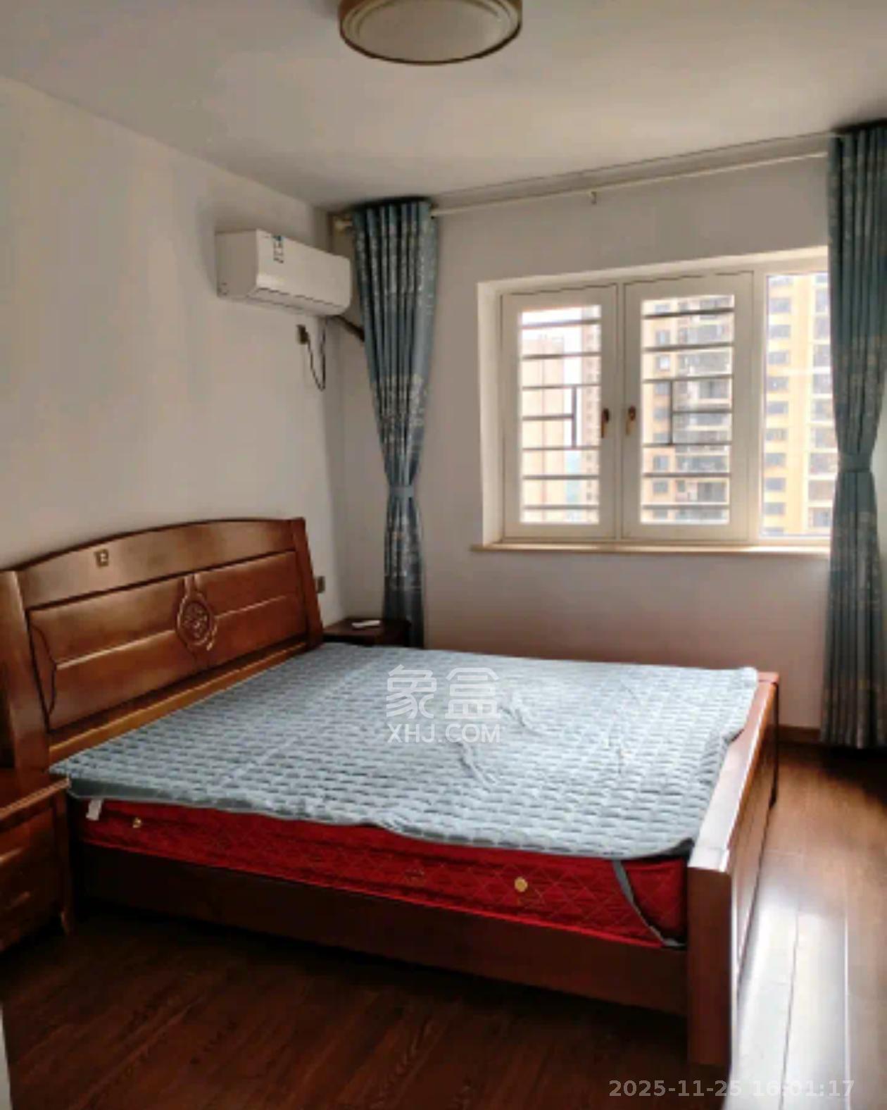 洋湖春园  3室2厅2卫    2400.0元/月室内图