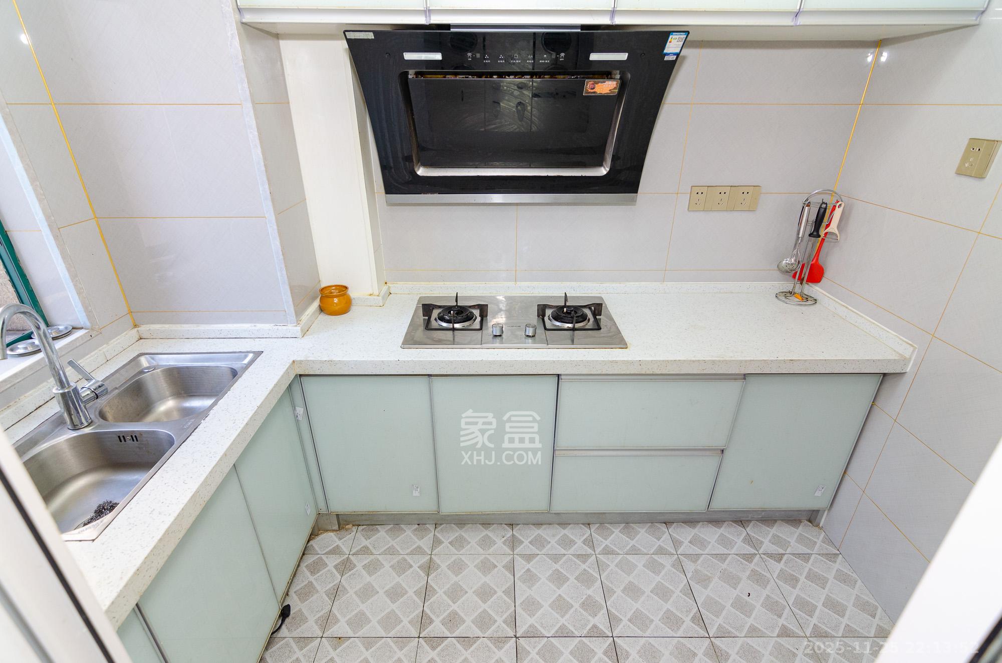 才子城 3室2厅2卫 59.8万 才子城 3室2厅2卫 59.8万厨房