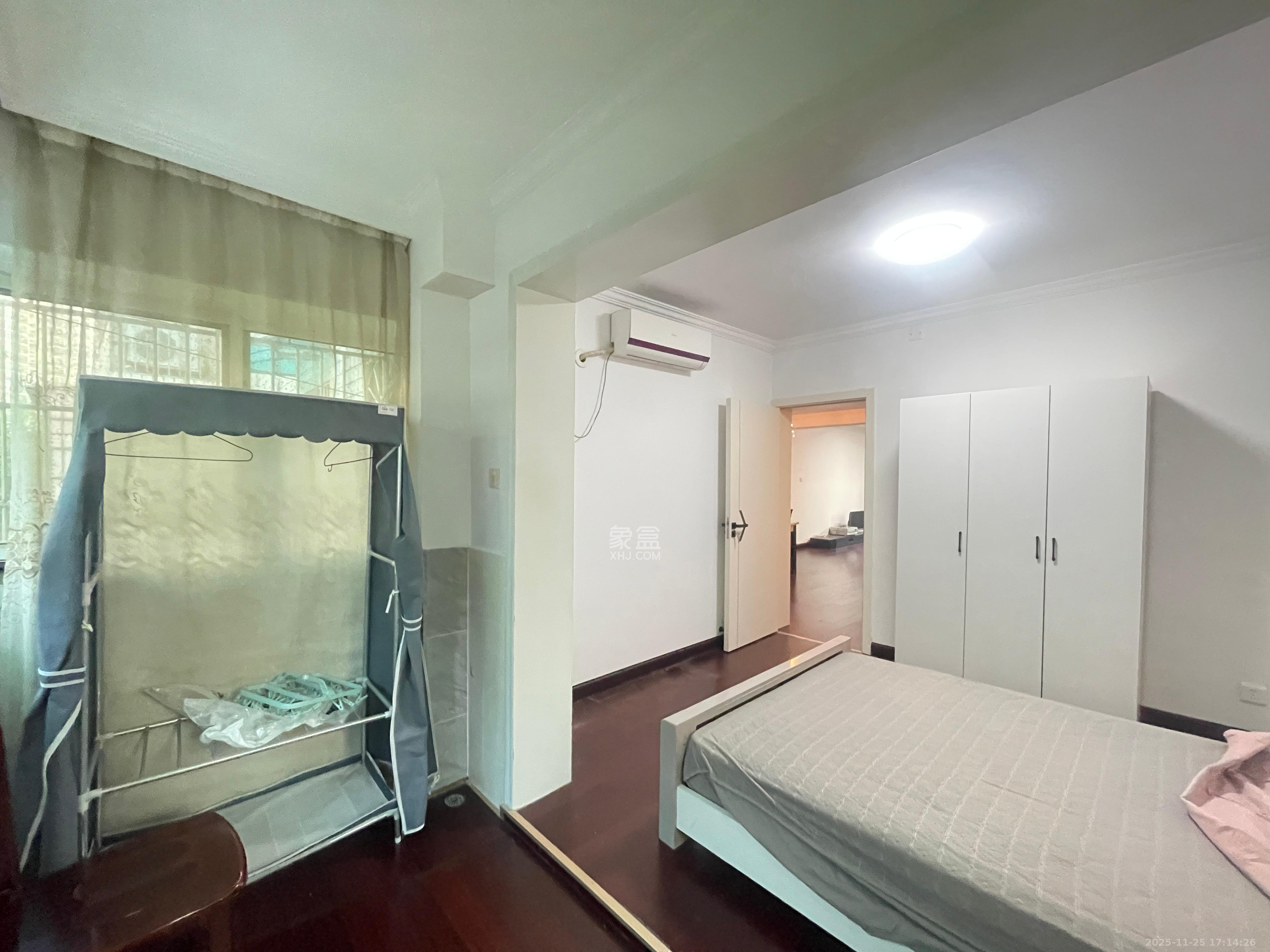 广福园  3室2厅1卫    2500.0元/月室内图