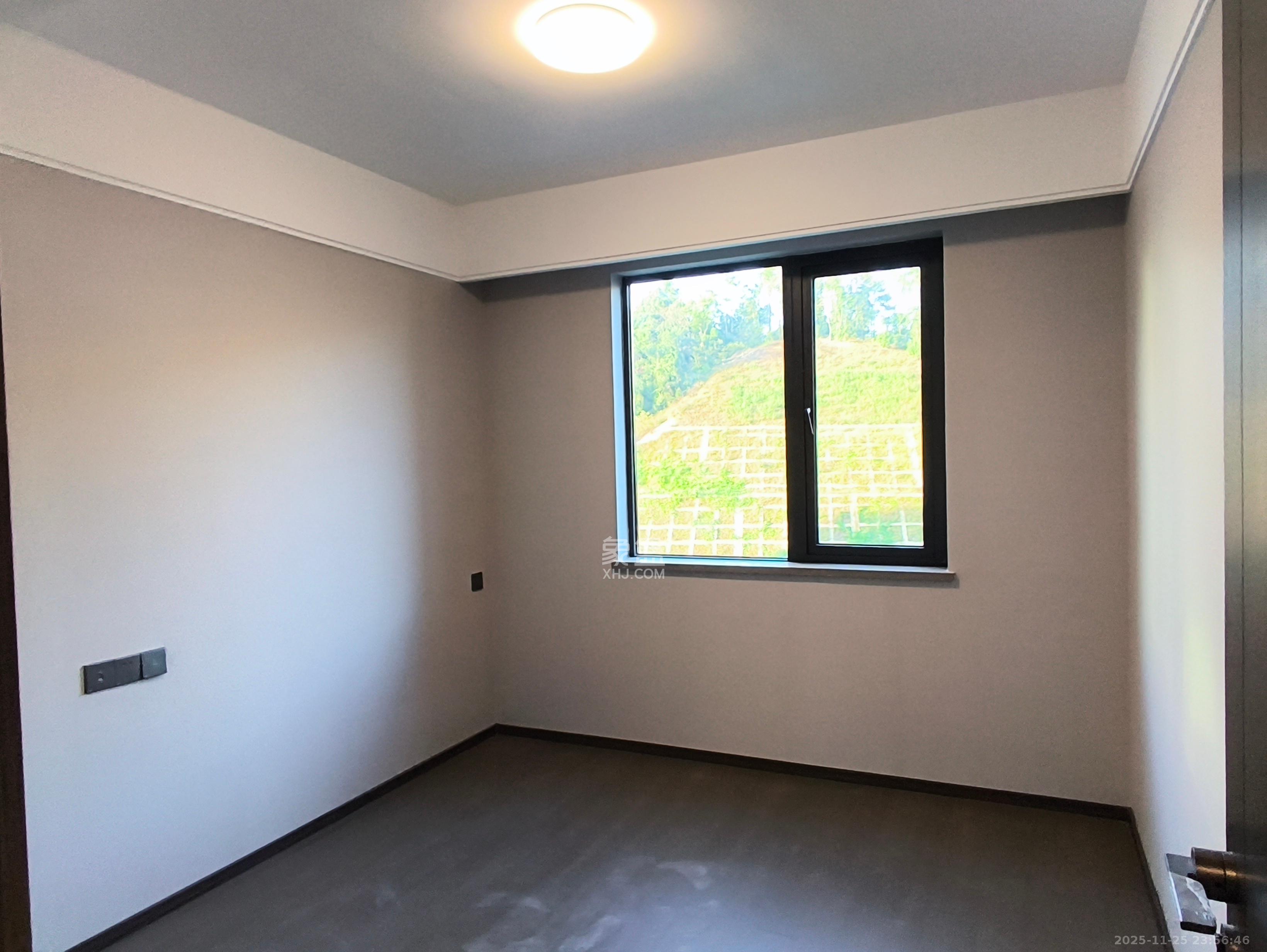 龙湖舜山府  4室2厅2卫    5000.0元/月室内图