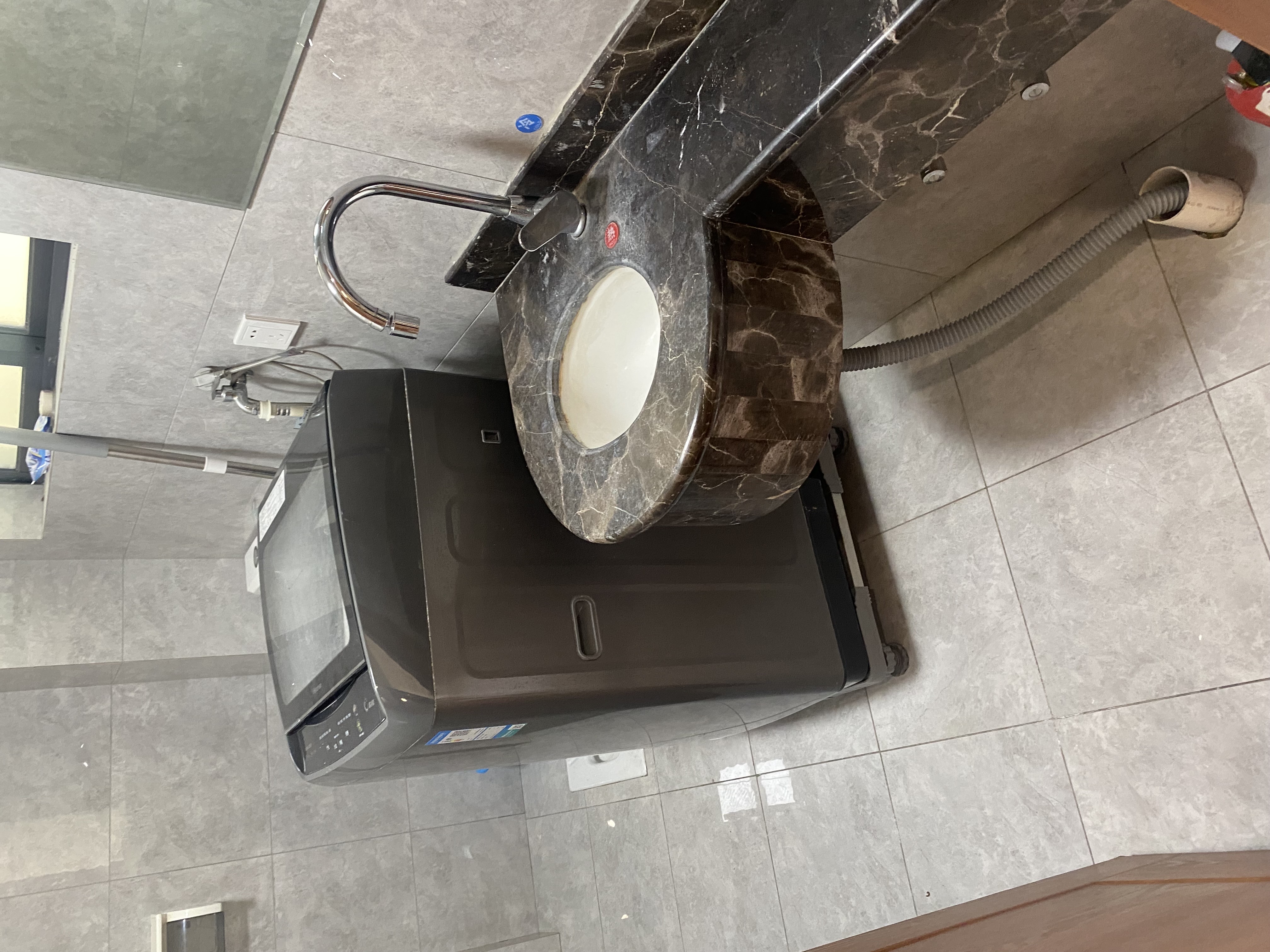 海景湾花园别墅  1室0厅0卫    18000.0元/月