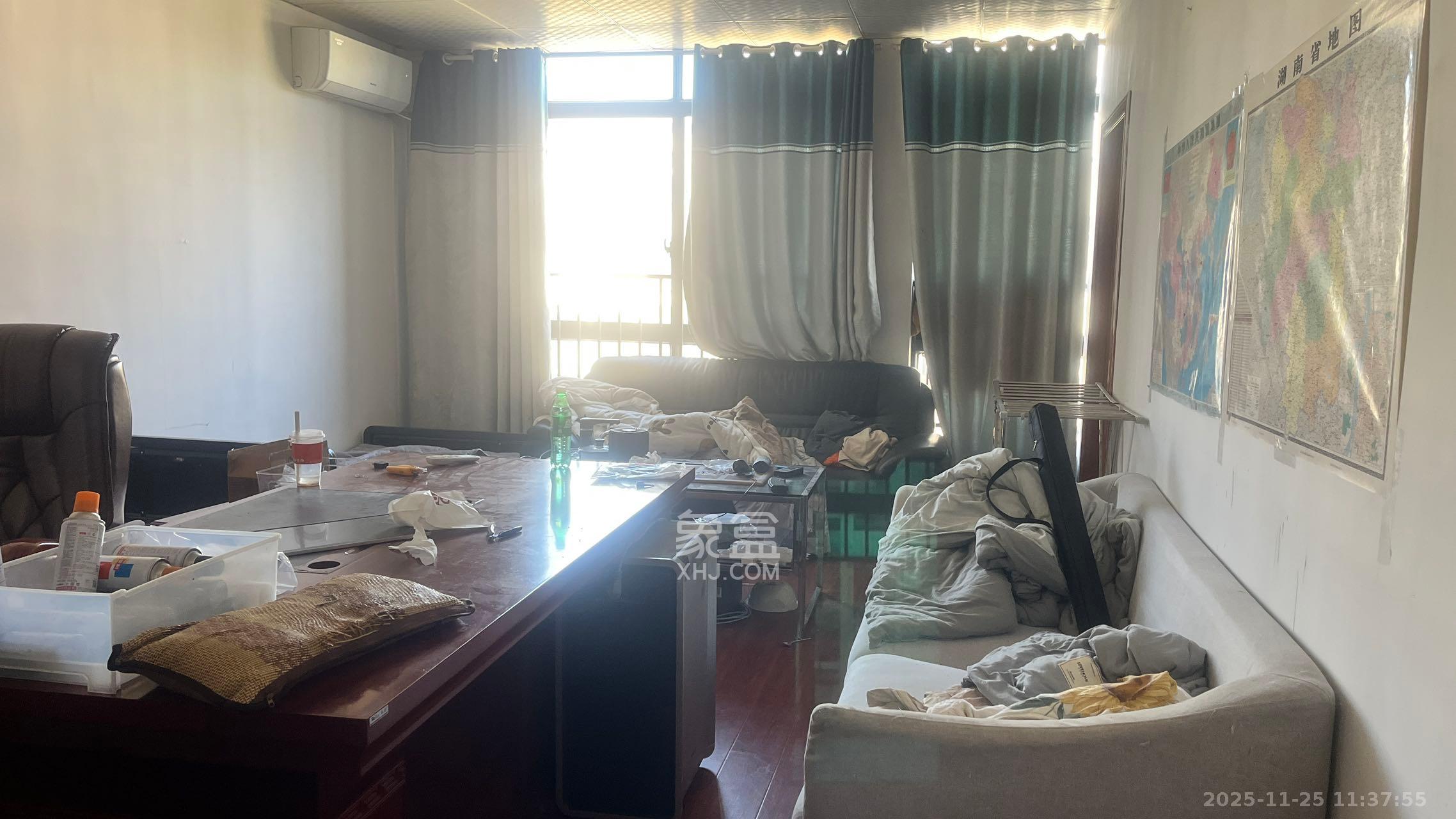 国际企业中心   491.21㎡      9000.0元/月室内图