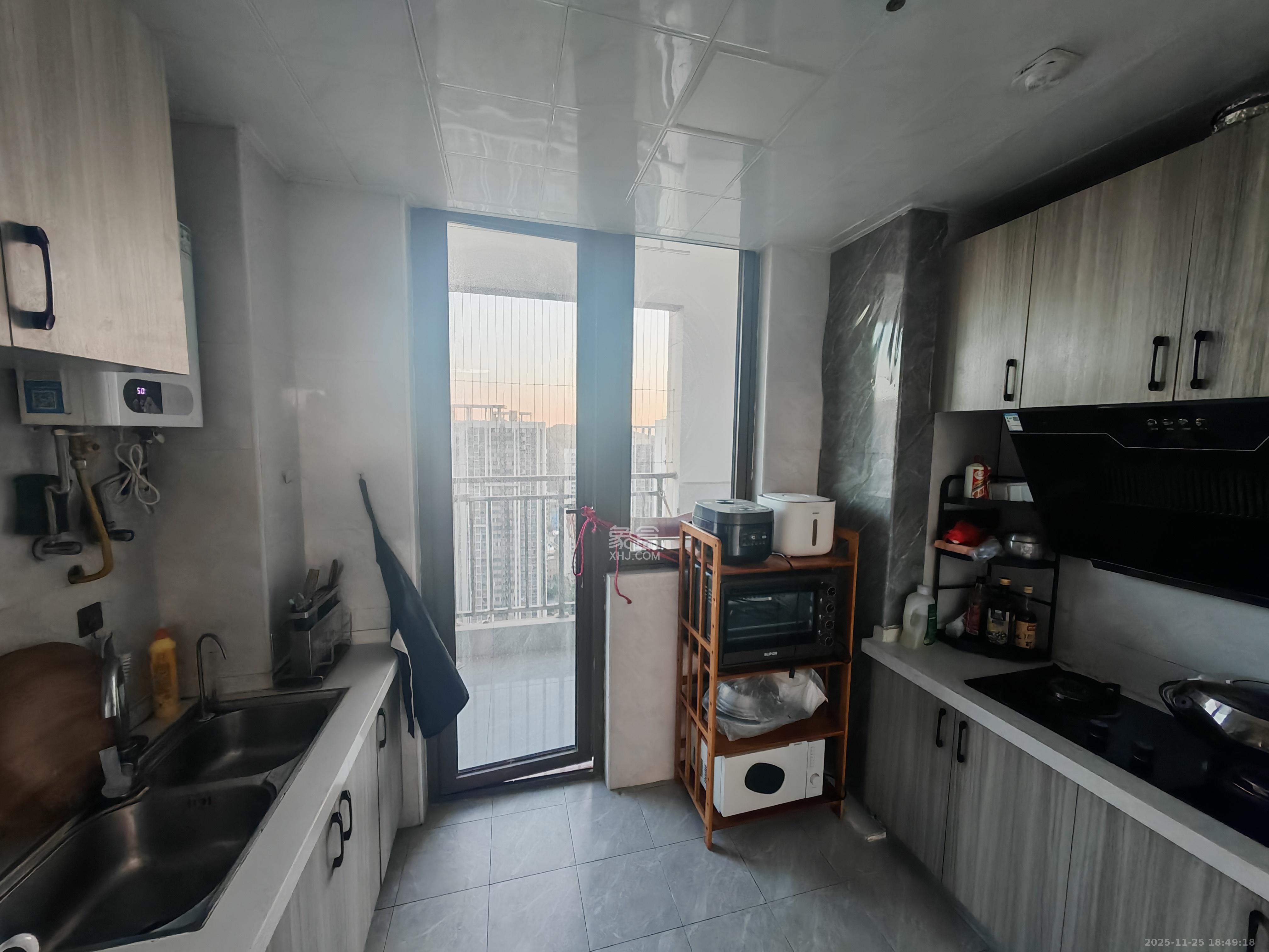 佳兆业云顶梅溪湖(佳兆业梅溪荟) 4室2厅2卫 4200.0元/月 佳兆业云顶梅溪湖(佳兆业梅溪荟) 4室2厅2卫 4200.0元/月室内图