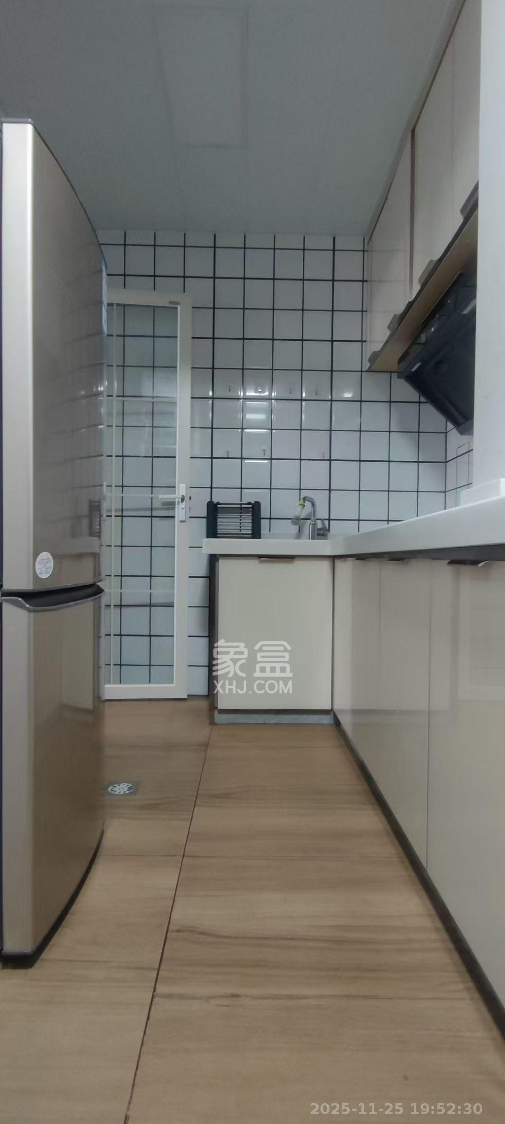 和润园三期  1室1厅1卫    1500.0元/月