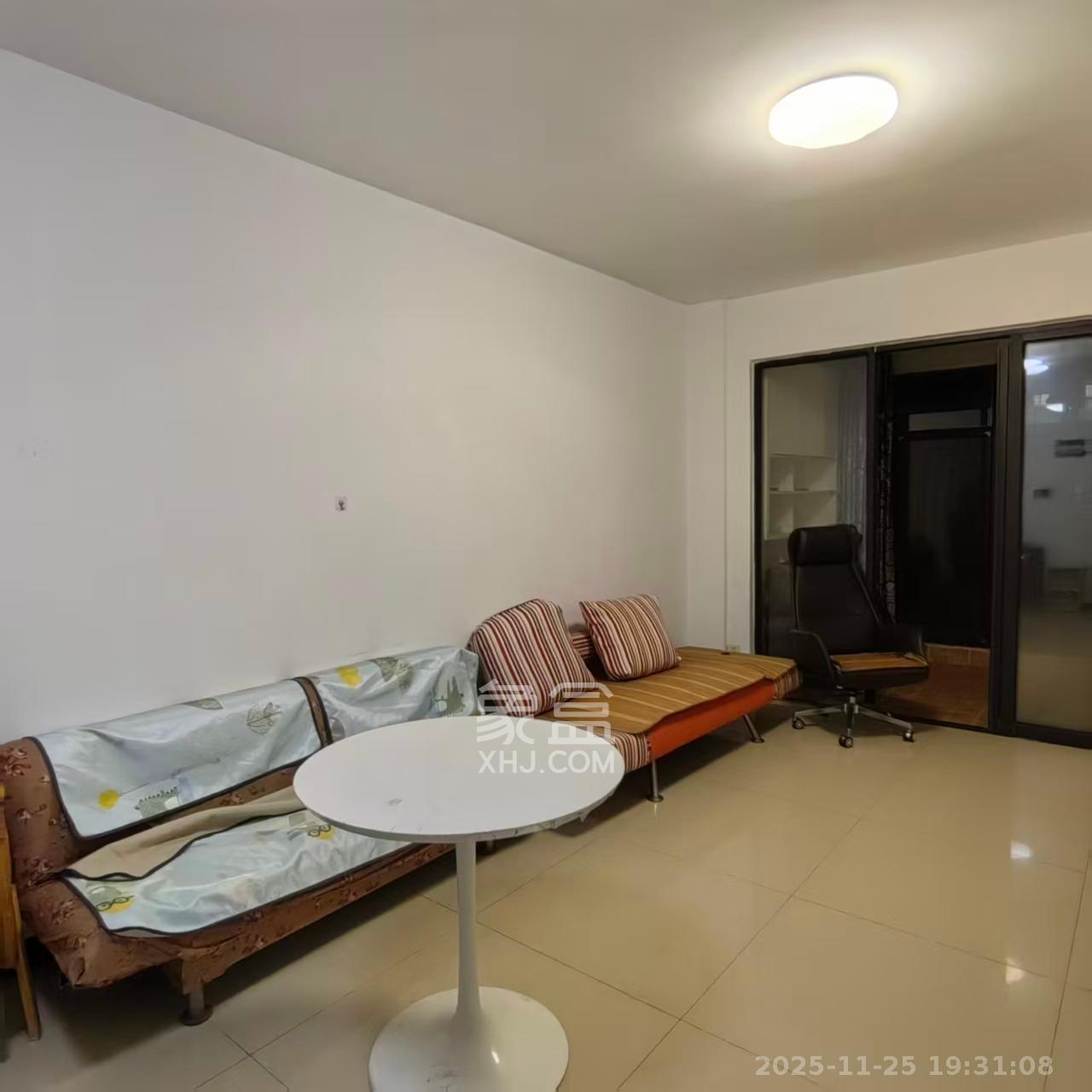 康桥长郡  2室2厅1卫    1500.0元/月