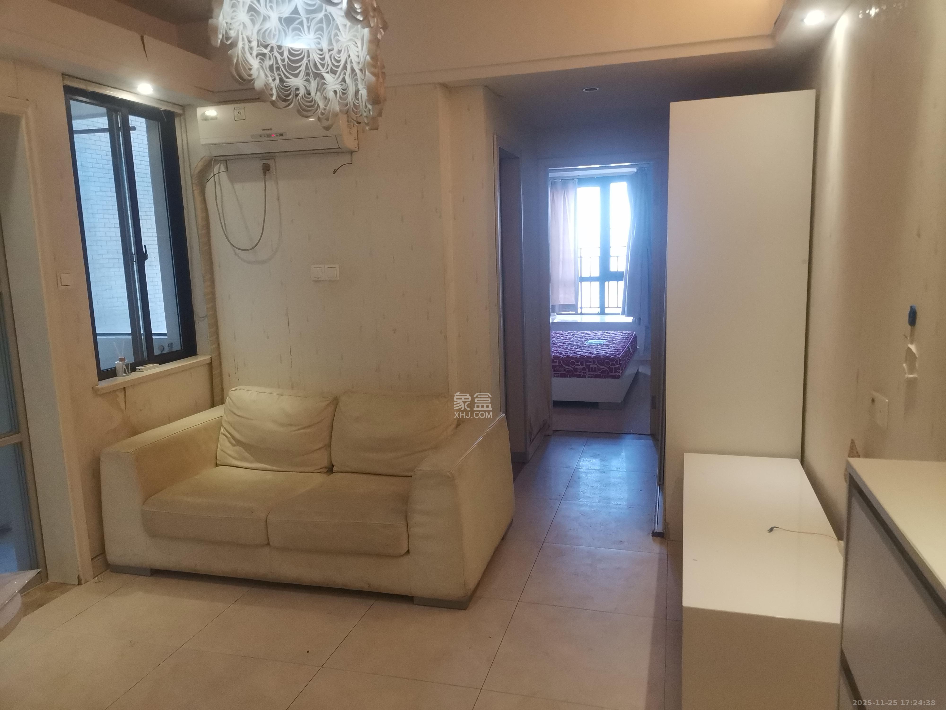 上东辛顿公寓 1室0厅0卫 1400.0元/月 上东辛顿公寓 1室0厅0卫 1400.0元/月室内图