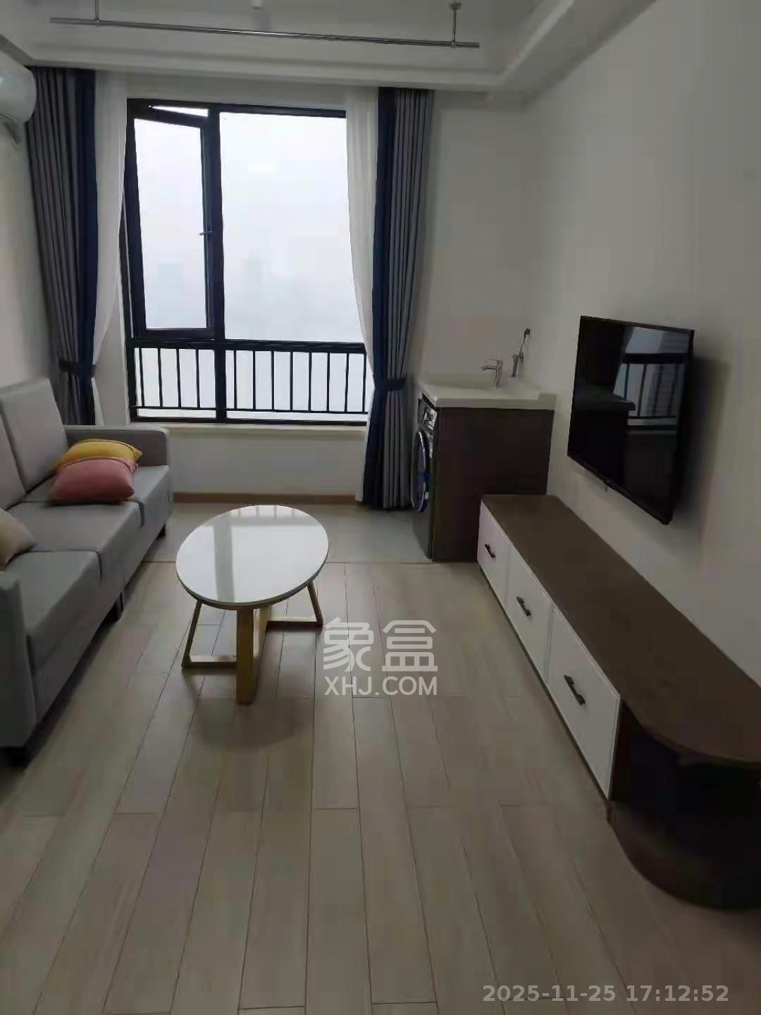 启迪协信中心  2室1厅1卫    3000.0元/月