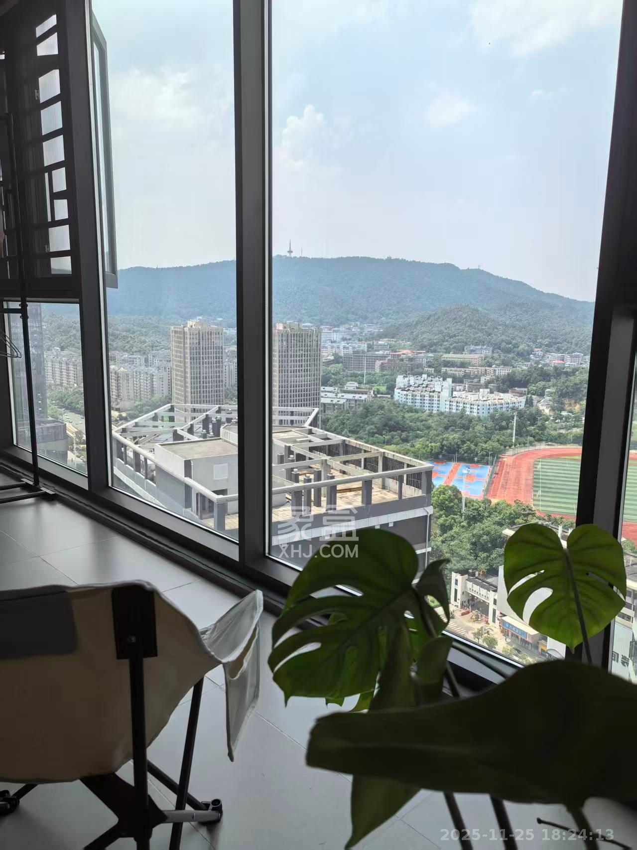 旭辉都会山  3室2厅2卫    900.0元/月室内图