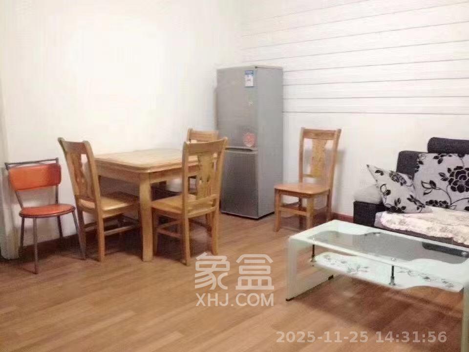 上河国际A座  2室1厅1卫    2000.0元/月