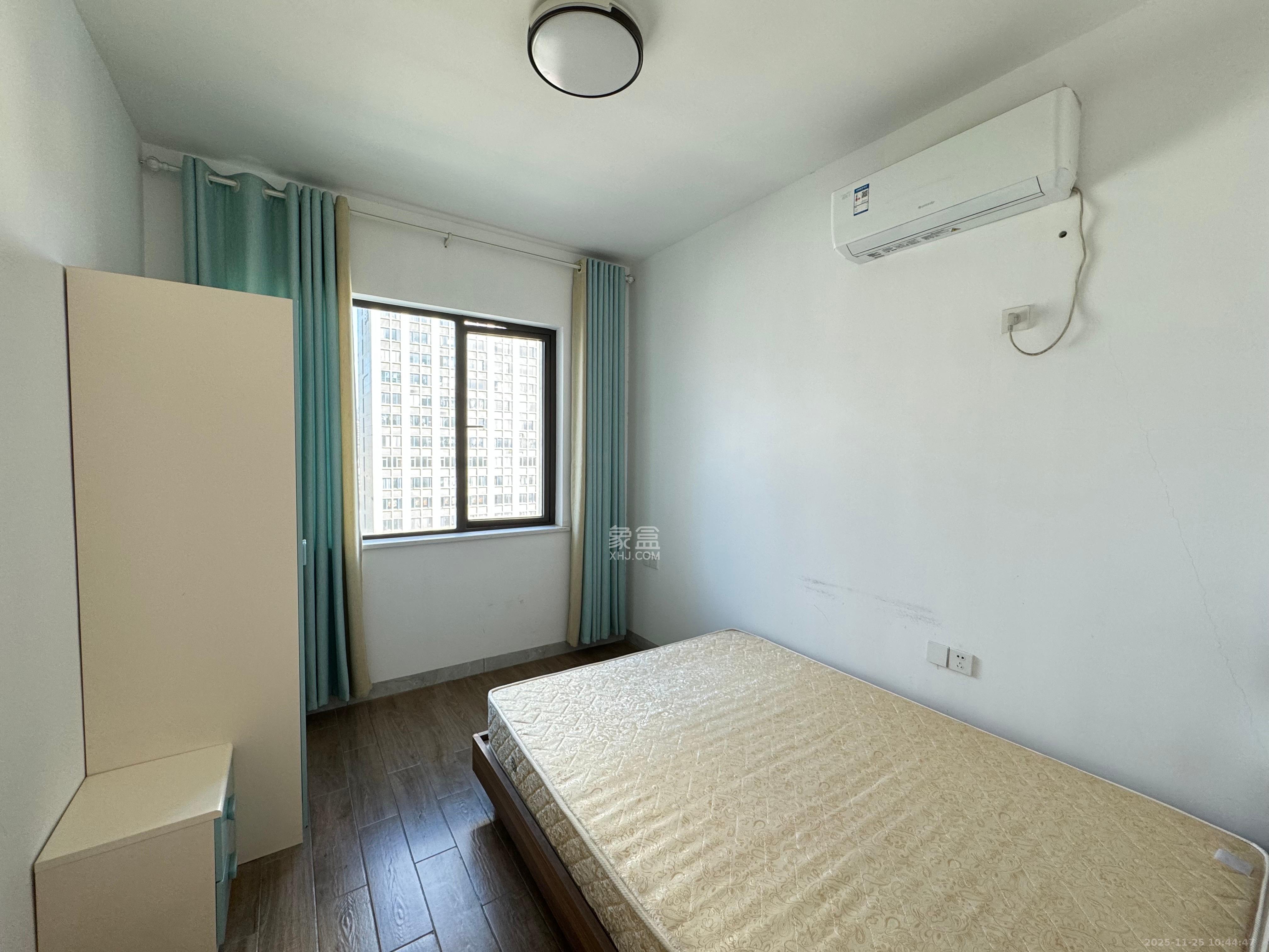 公园9号大都会  3室2厅2卫    4000.0元/月室内图