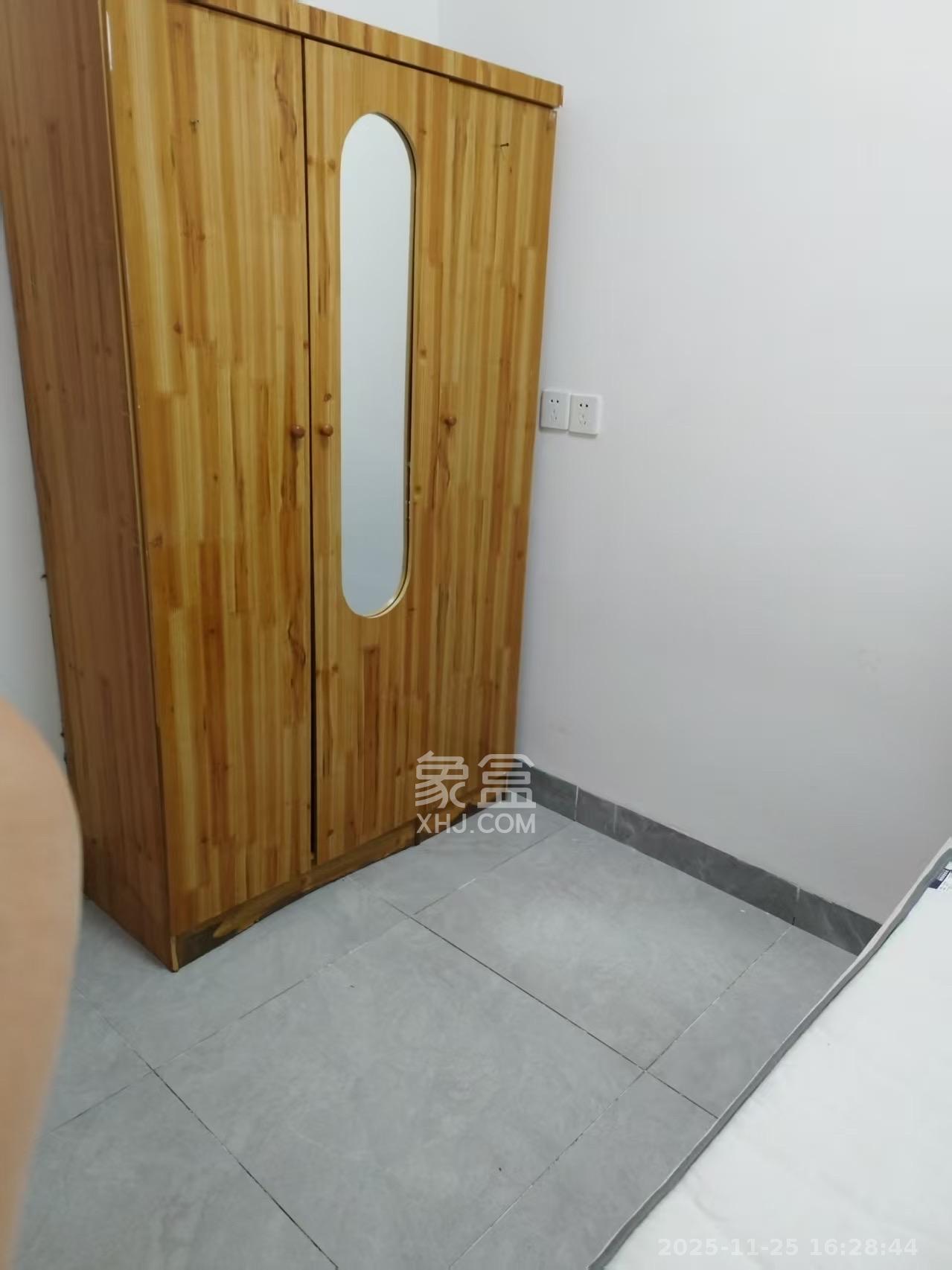 火星一片  2室1厅1卫    1400.0元/月室内图