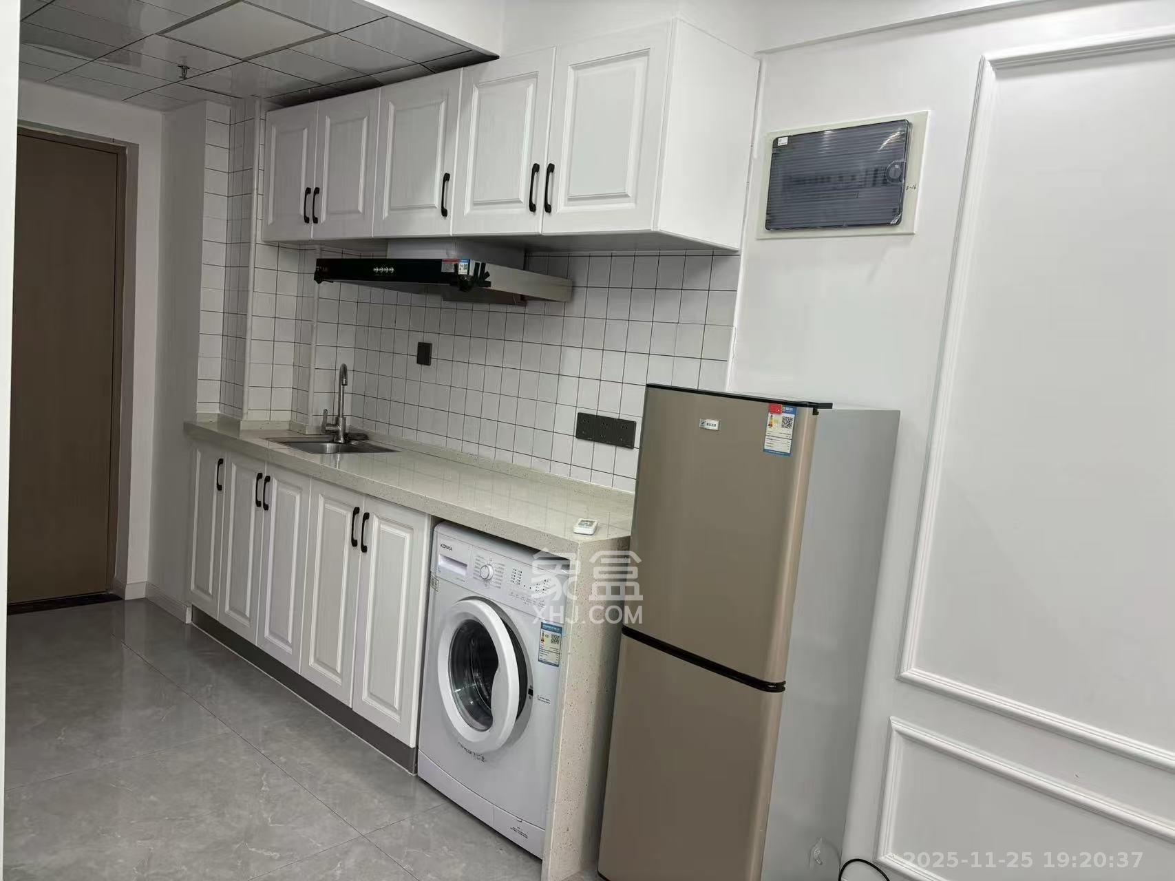 金地铂悦 1室0厅0卫 1100.0元/月 金地铂悦 1室0厅0卫 1100.0元/月室内图