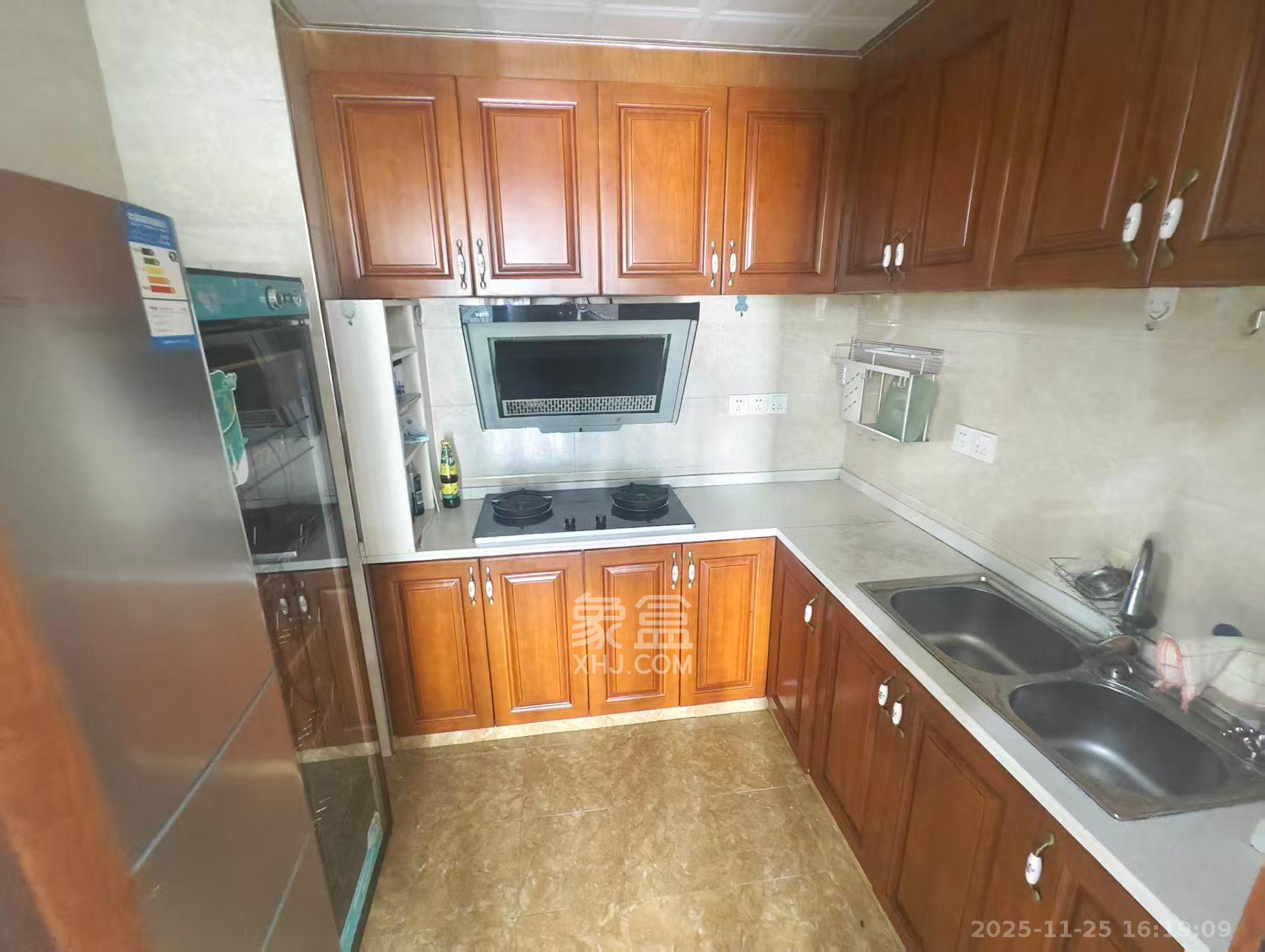 勤诚达新界  3室1厅1卫    2100.0元/月室内图