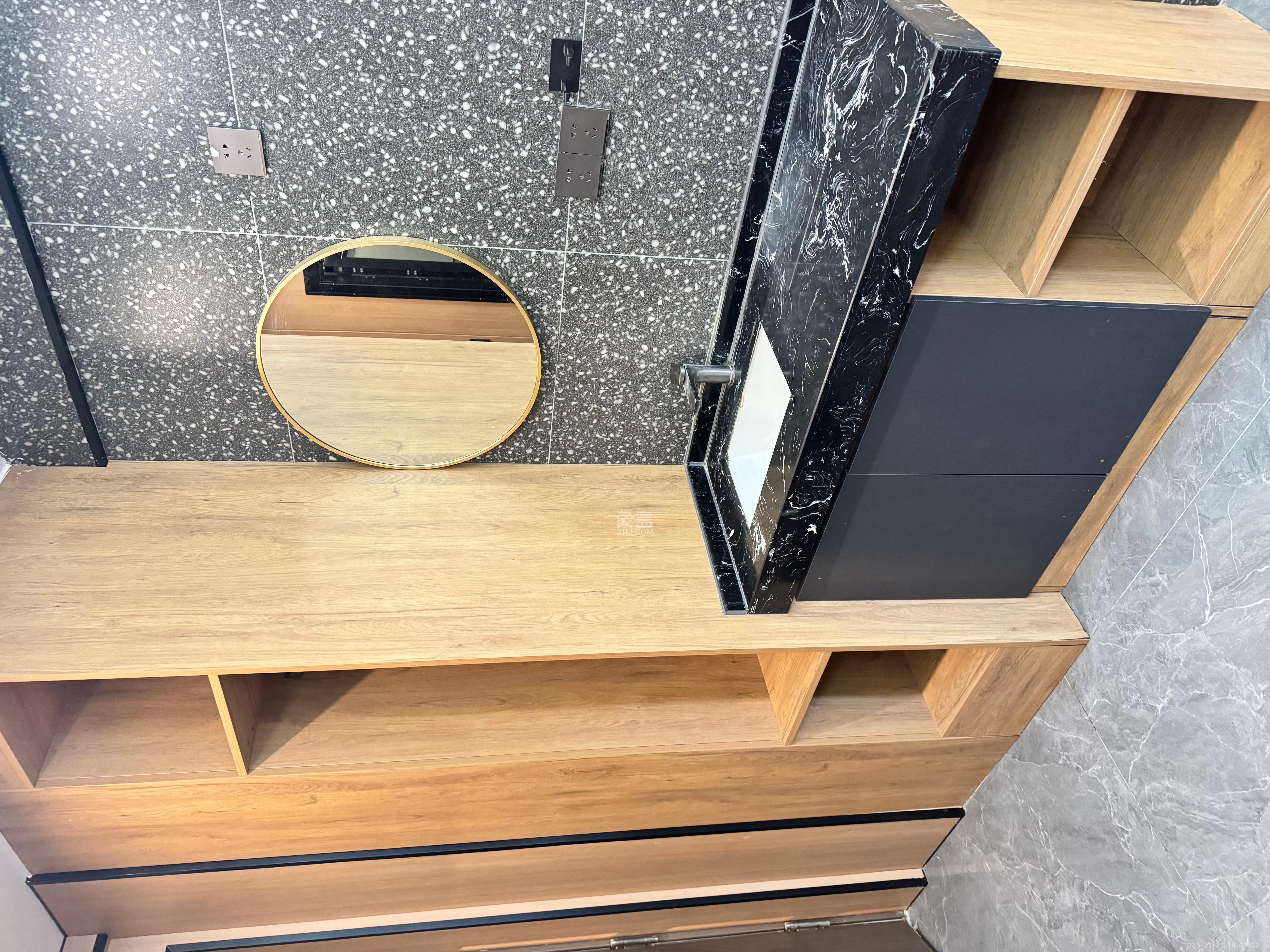 龙湖铂金岛  1室0厅0卫    1500.0元/月室内图