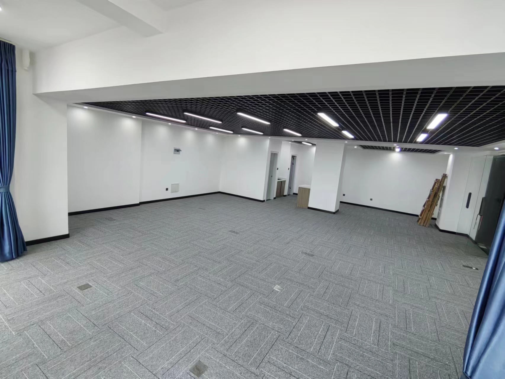 绿地海长流六期（绿地新海岸）   145.0㎡      8400.0元/月室内图