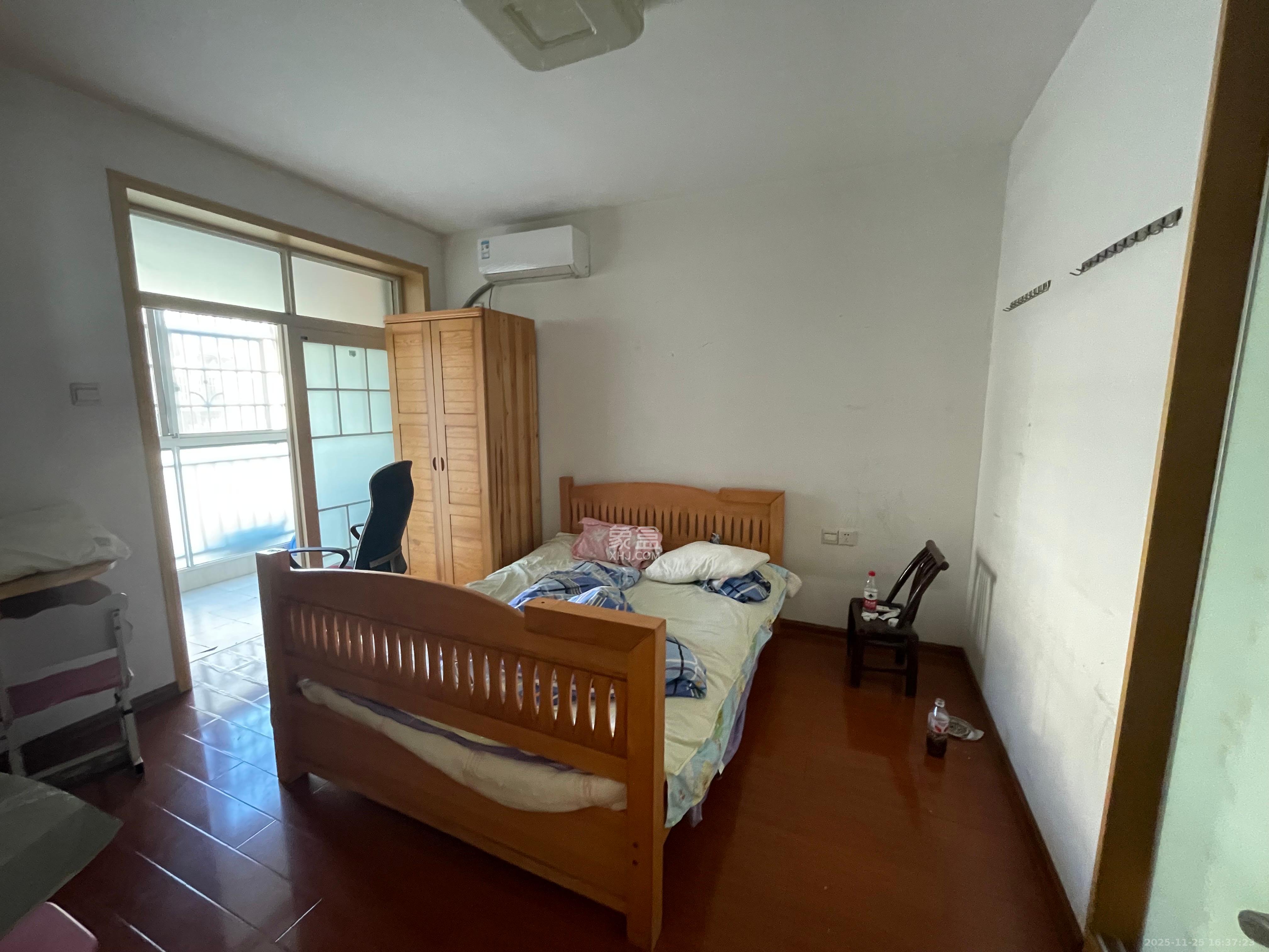 东方名都百草园  2室2厅1卫    1600.0元/月室内图