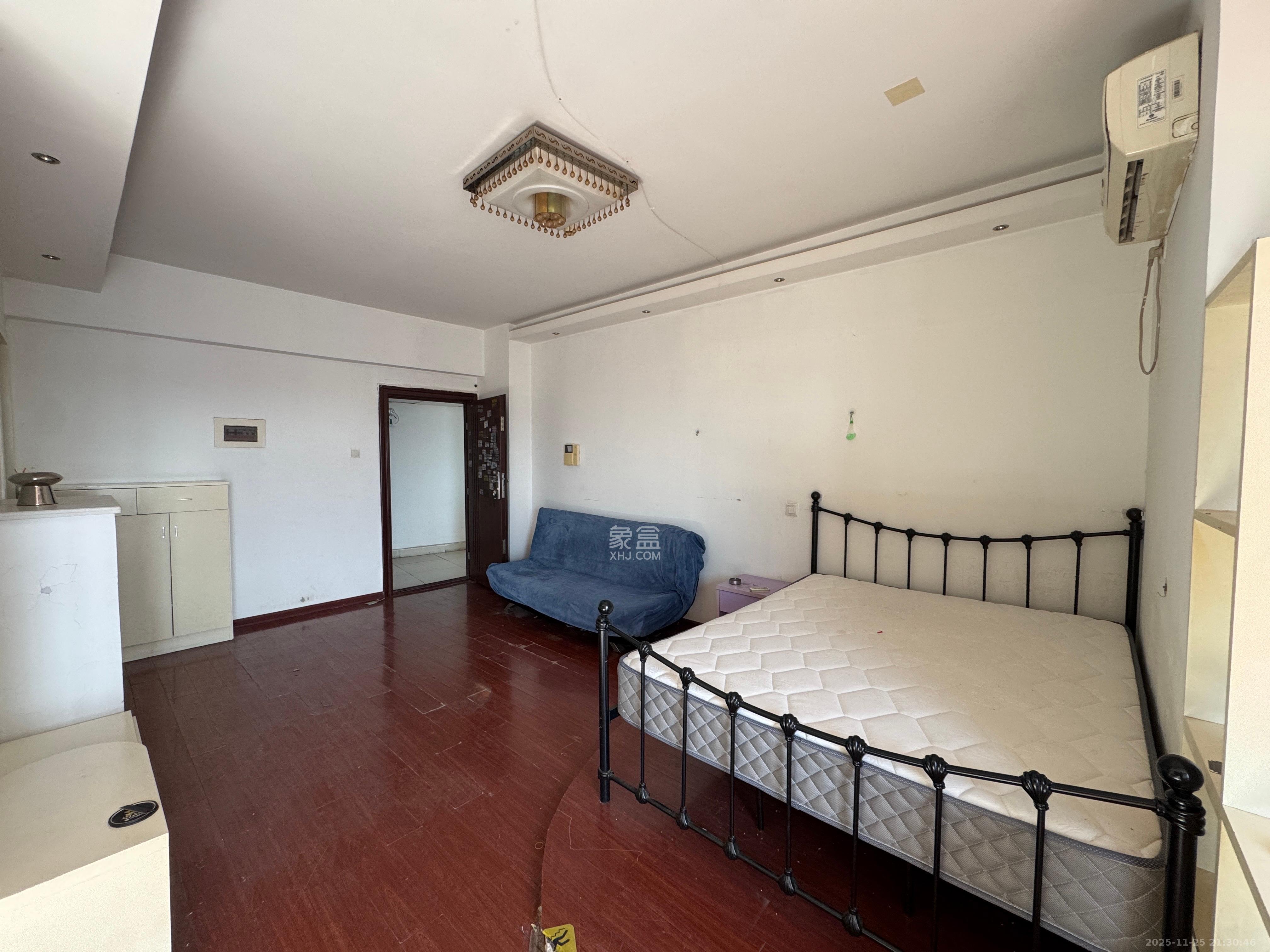 香颂国际 1室1厅1卫 1200.0元/月 香颂国际 1室1厅1卫 1200.0元/月室内图