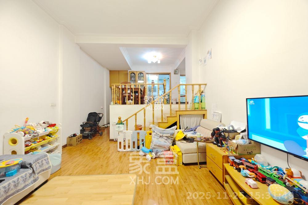 佳润新城(佳润新都) 3室2厅2卫 2500.0元/月 佳润新城(佳润新都) 3室2厅2卫 2500.0元/月室内图