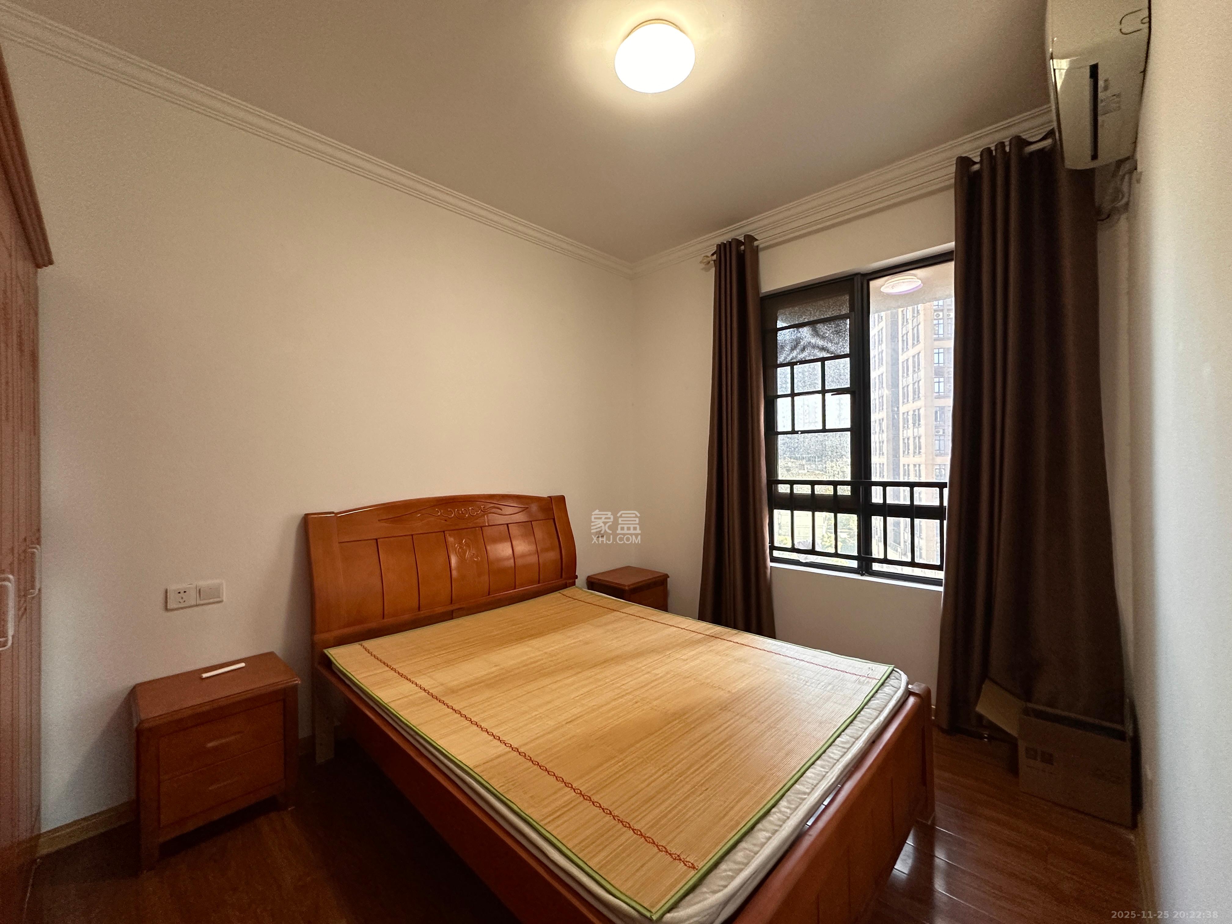 荣悦台  3室2厅2卫    3600.0元/月室内图