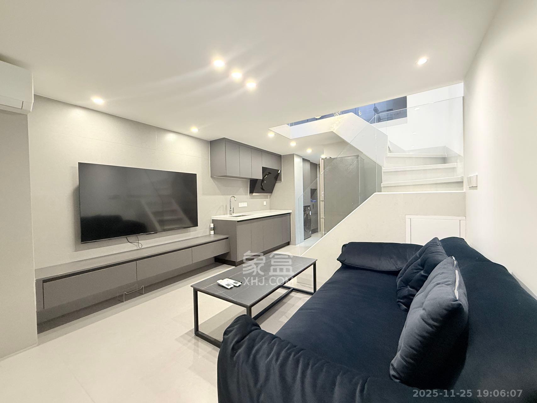 龙湖铂金岛 2室1厅1卫 2300.0元/月 龙湖铂金岛 2室1厅1卫 2300.0元/月室内图