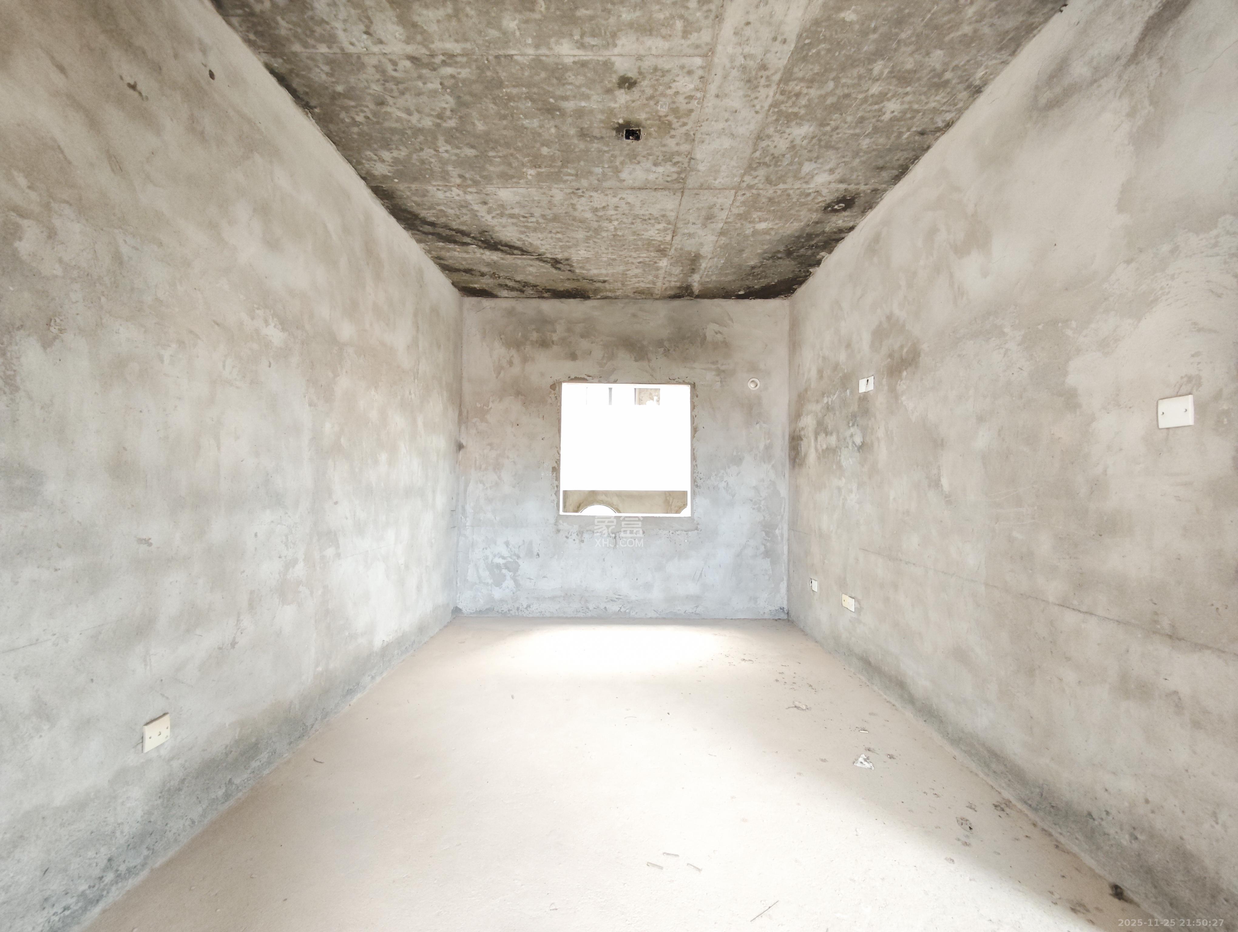 同升湖白竹水乡  4室2厅4卫    280.0万卧室