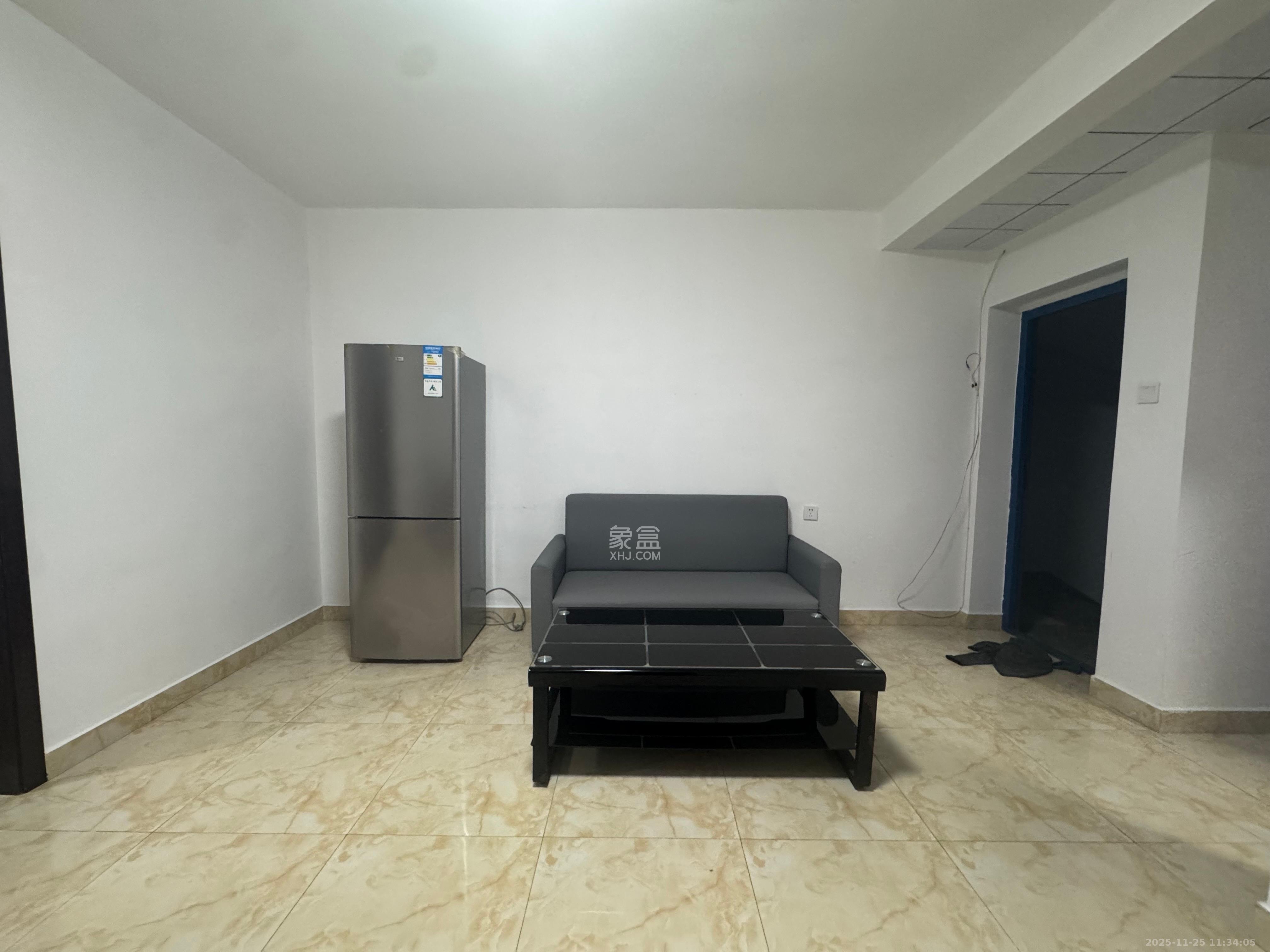 崇文里、崇圣里散盘 2室1厅1卫 1700.0元/月 崇文里、崇圣里散盘 2室1厅1卫 1700.0元/月室内图