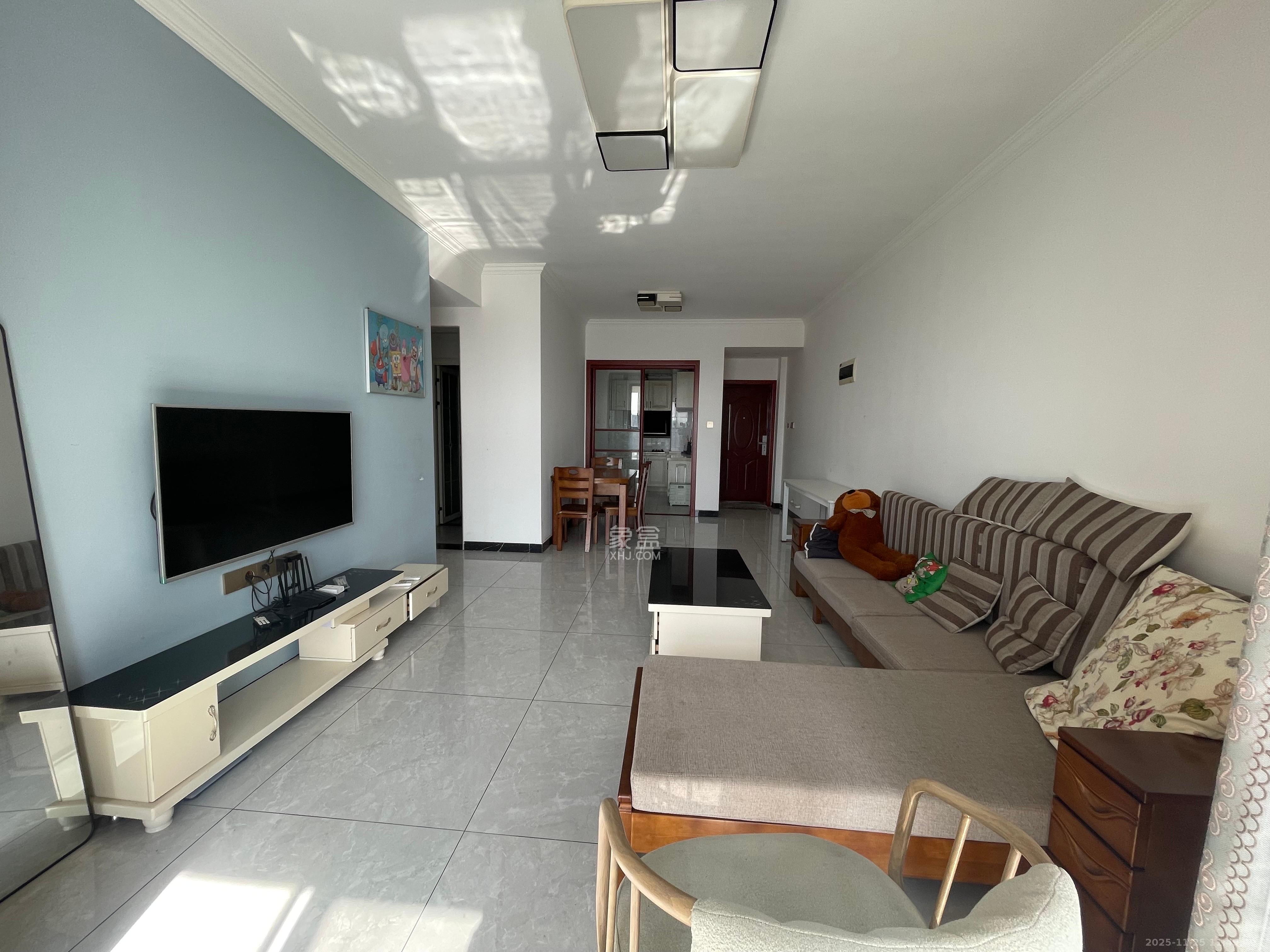 麓谷星辰 3室2厅1卫 2300.0元/月 麓谷星辰 3室2厅1卫 2300.0元/月室内图