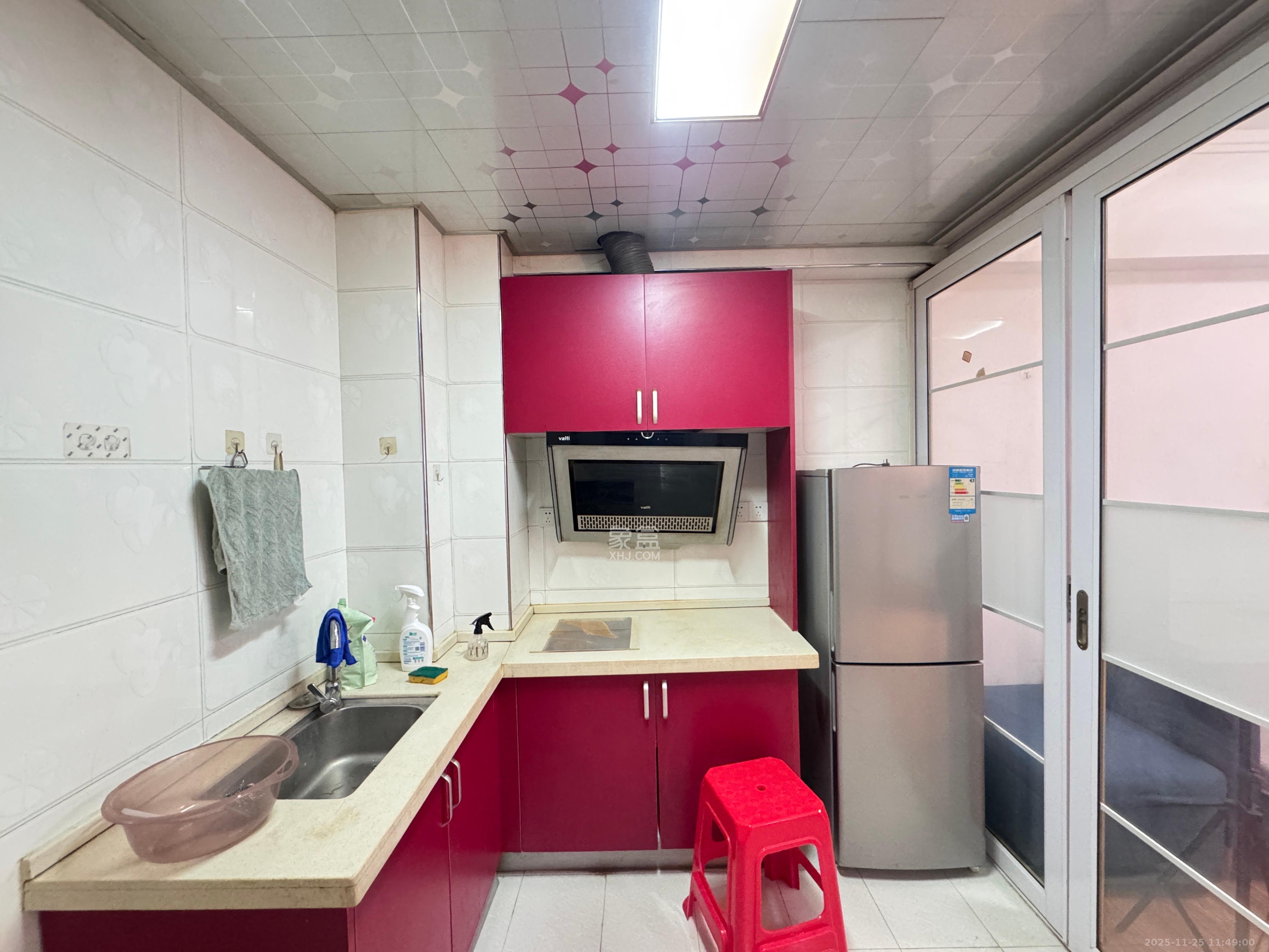 奥林匹克花园贡院三期  1室1厅1卫    1450.0元/月室内图