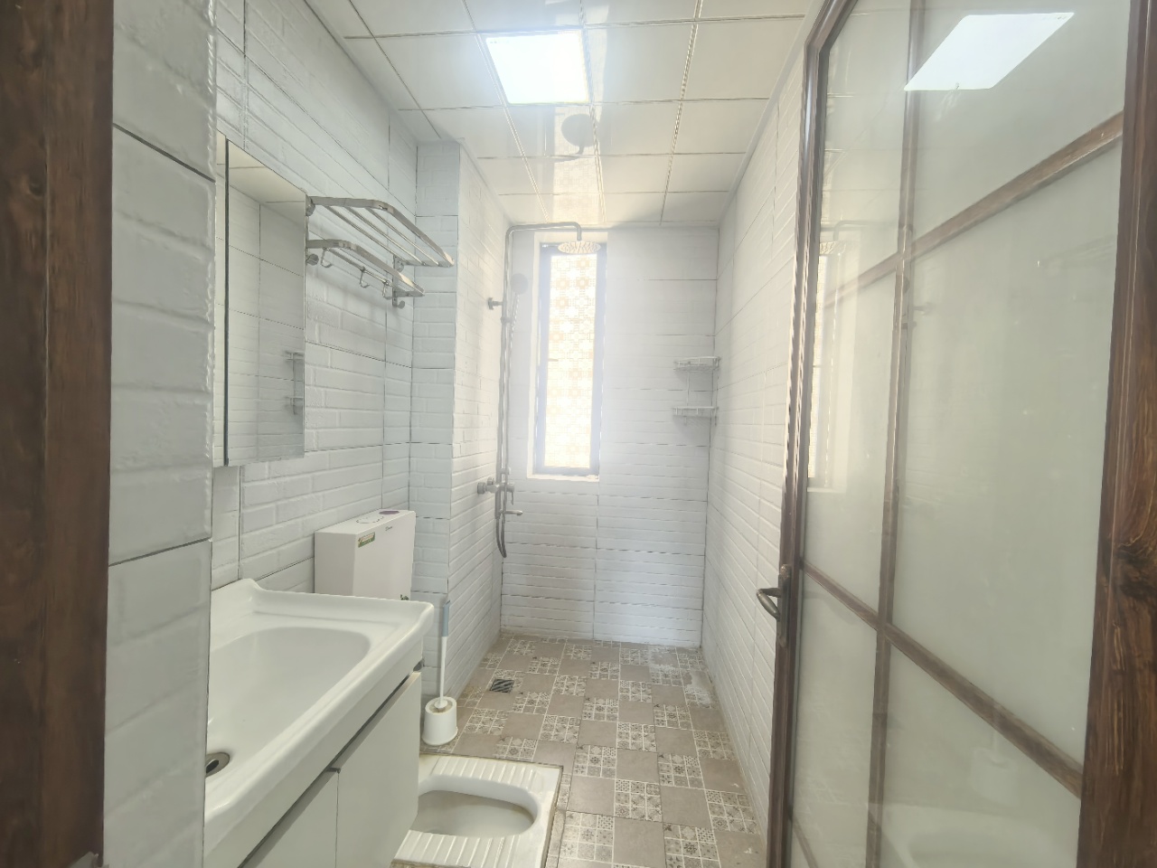 华府蓝湾  2室2厅1卫    1800.0元/月室内图