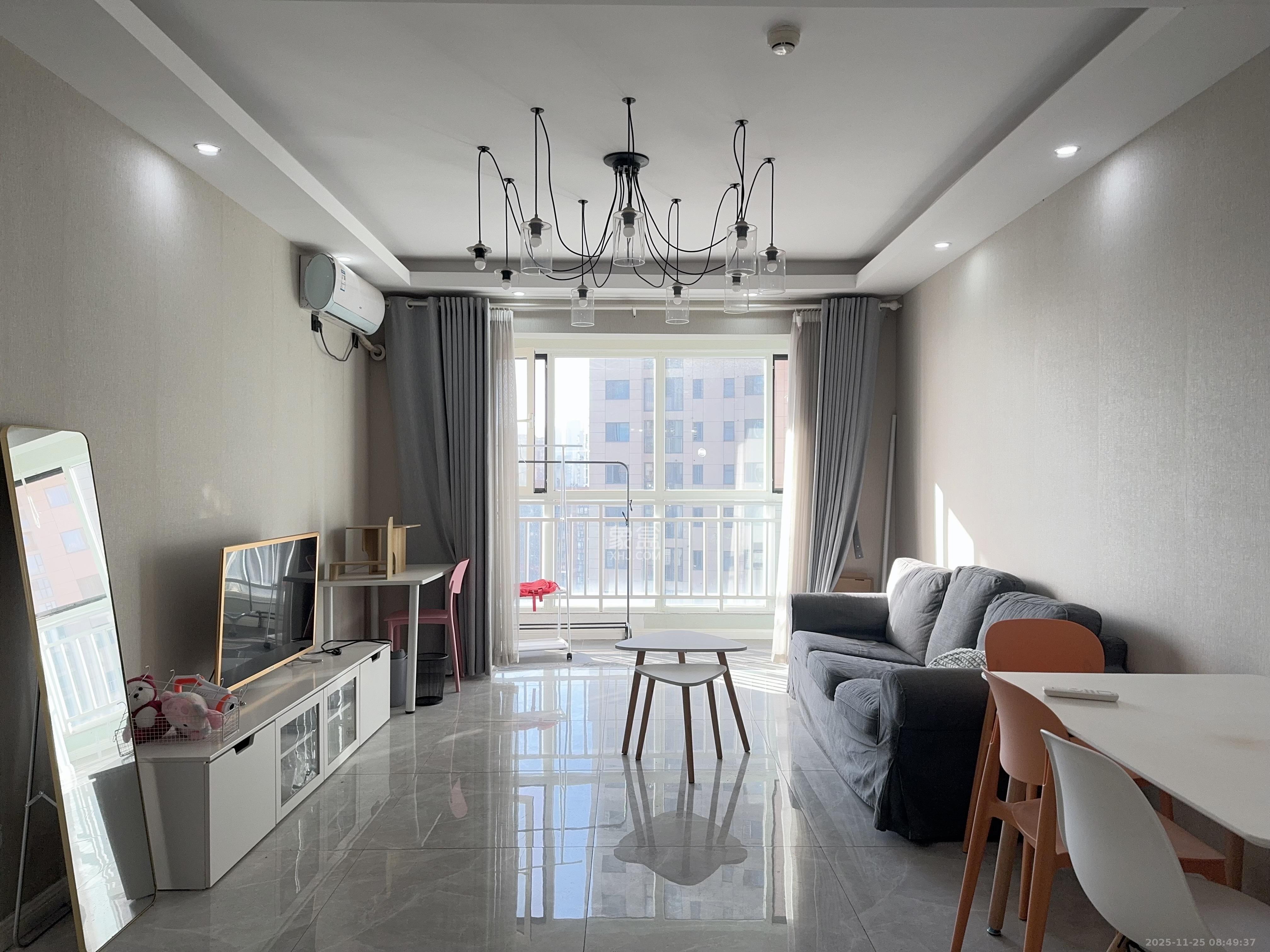 北辰三角洲E4区  3室2厅1卫    3300.0元/月