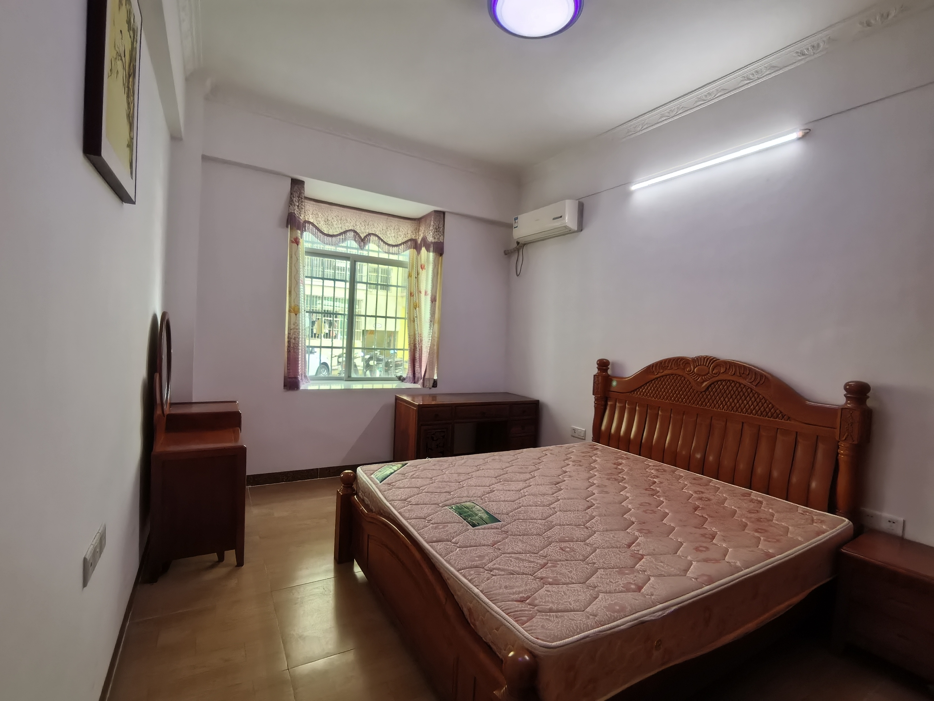 富源佳园  3室2厅2卫    2400.0元/月室内图