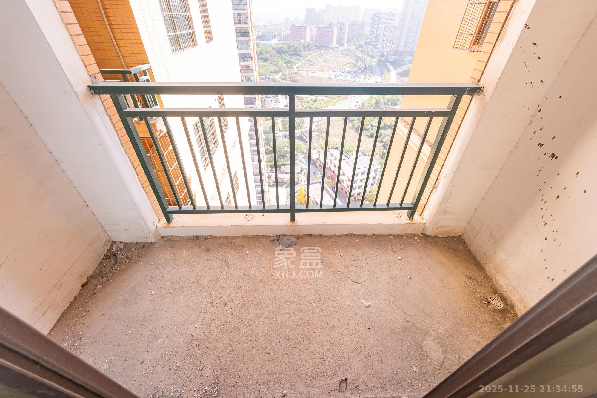 水渡家园  2室1厅1卫    46.0万阳台