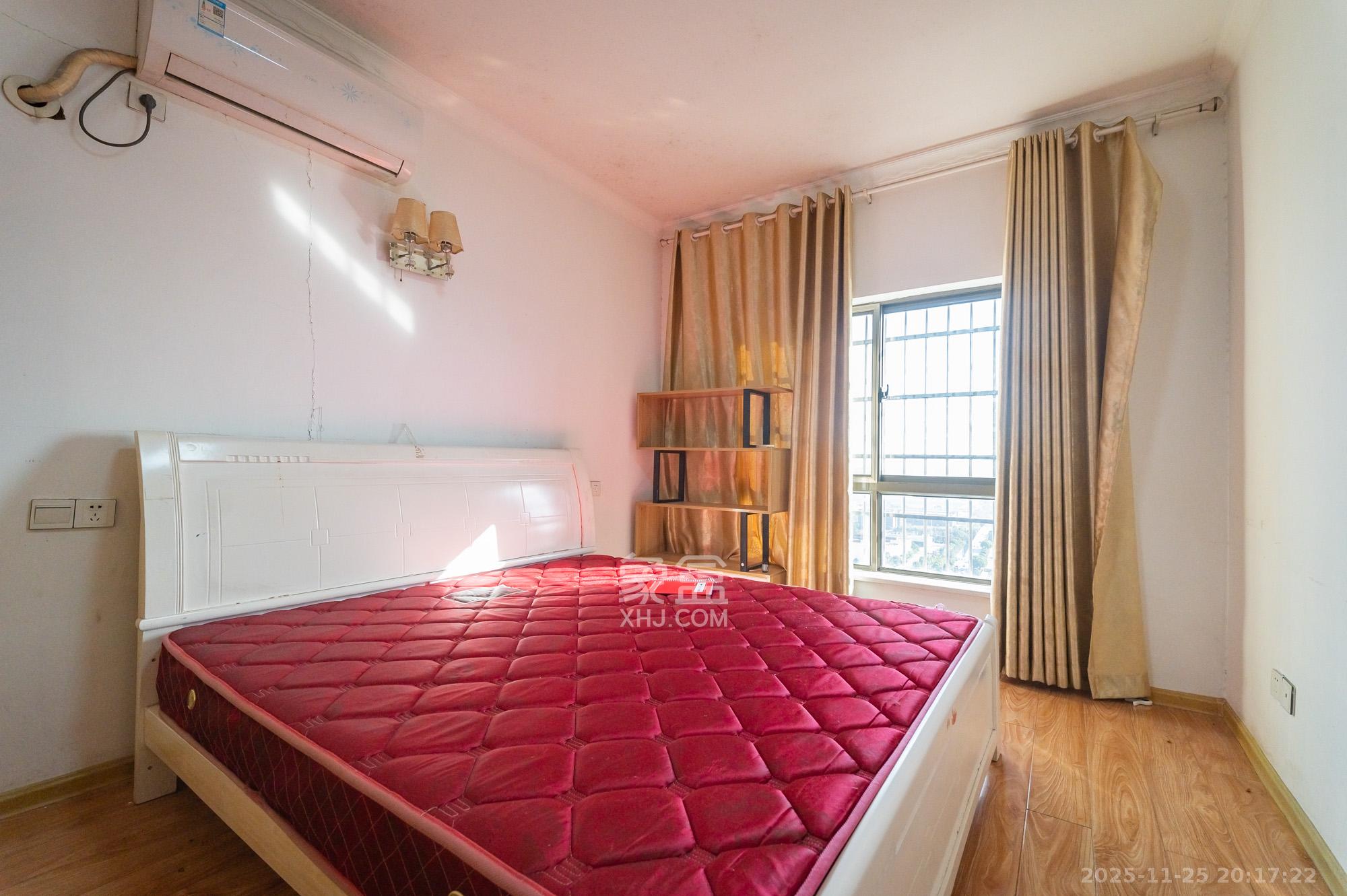 家和院 3室2厅1卫 58.0万 家和院 3室2厅1卫 58.0万卧室