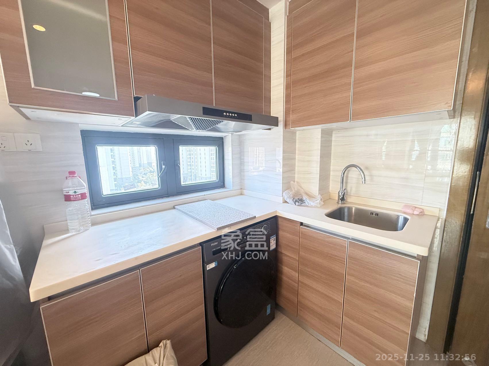 恒大国际广场 1室1厅1卫 1600.0元/月 恒大国际广场 1室1厅1卫 1600.0元/月室内图