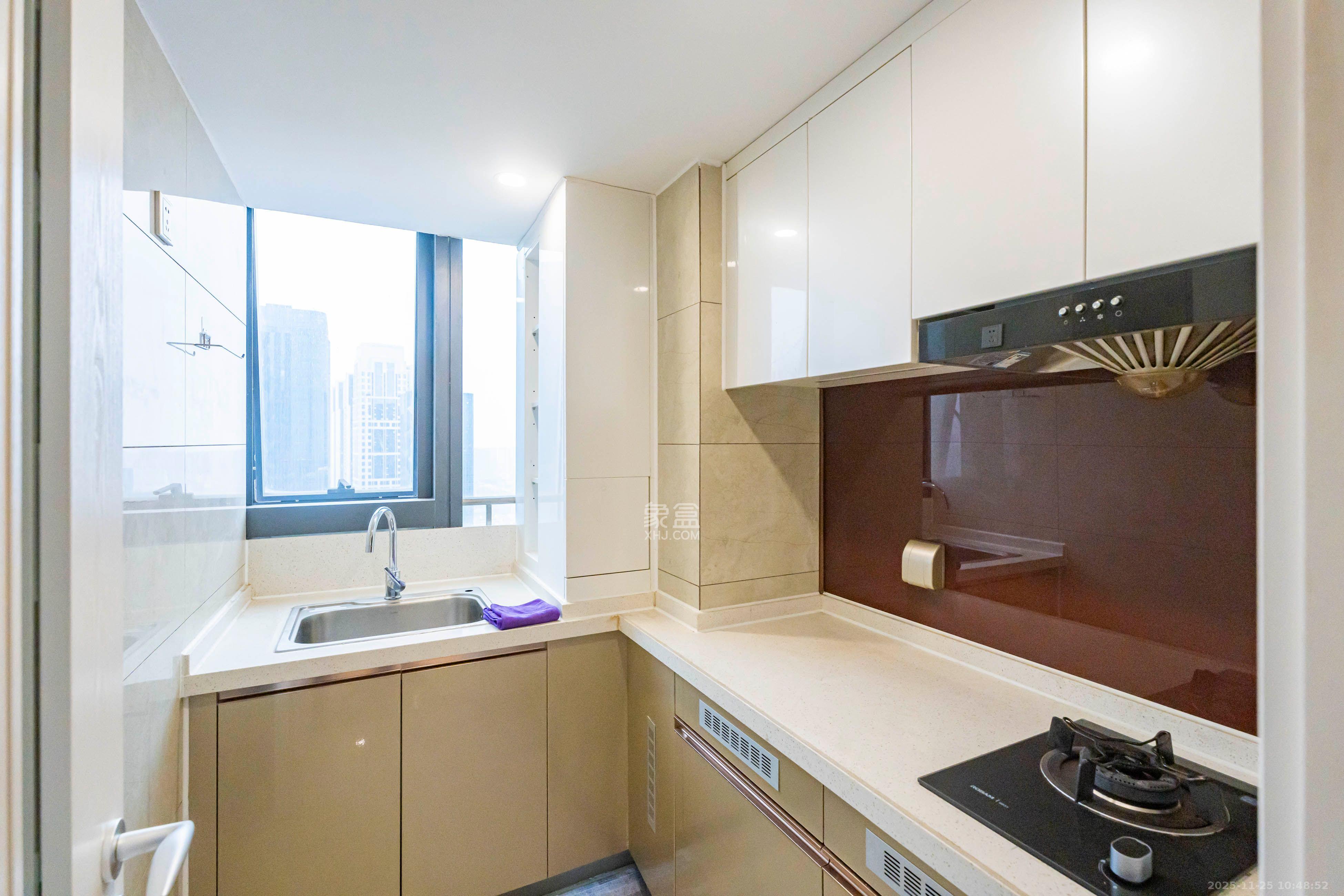 华远华时代  4室2厅2卫    5200.0元/月室内图