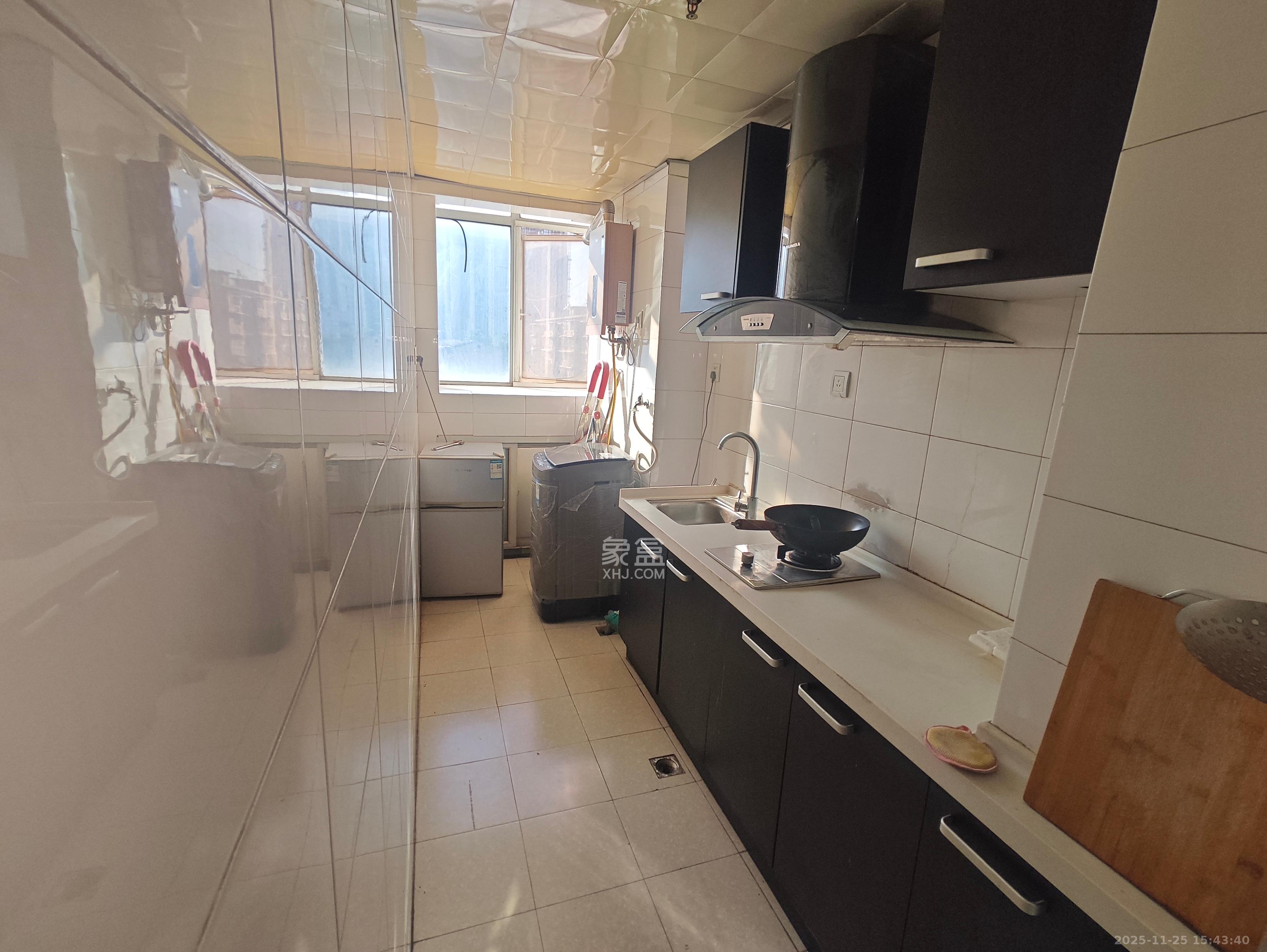 中远公馆 1室1厅1卫 1600.0元/月 中远公馆 1室1厅1卫 1600.0元/月室内图