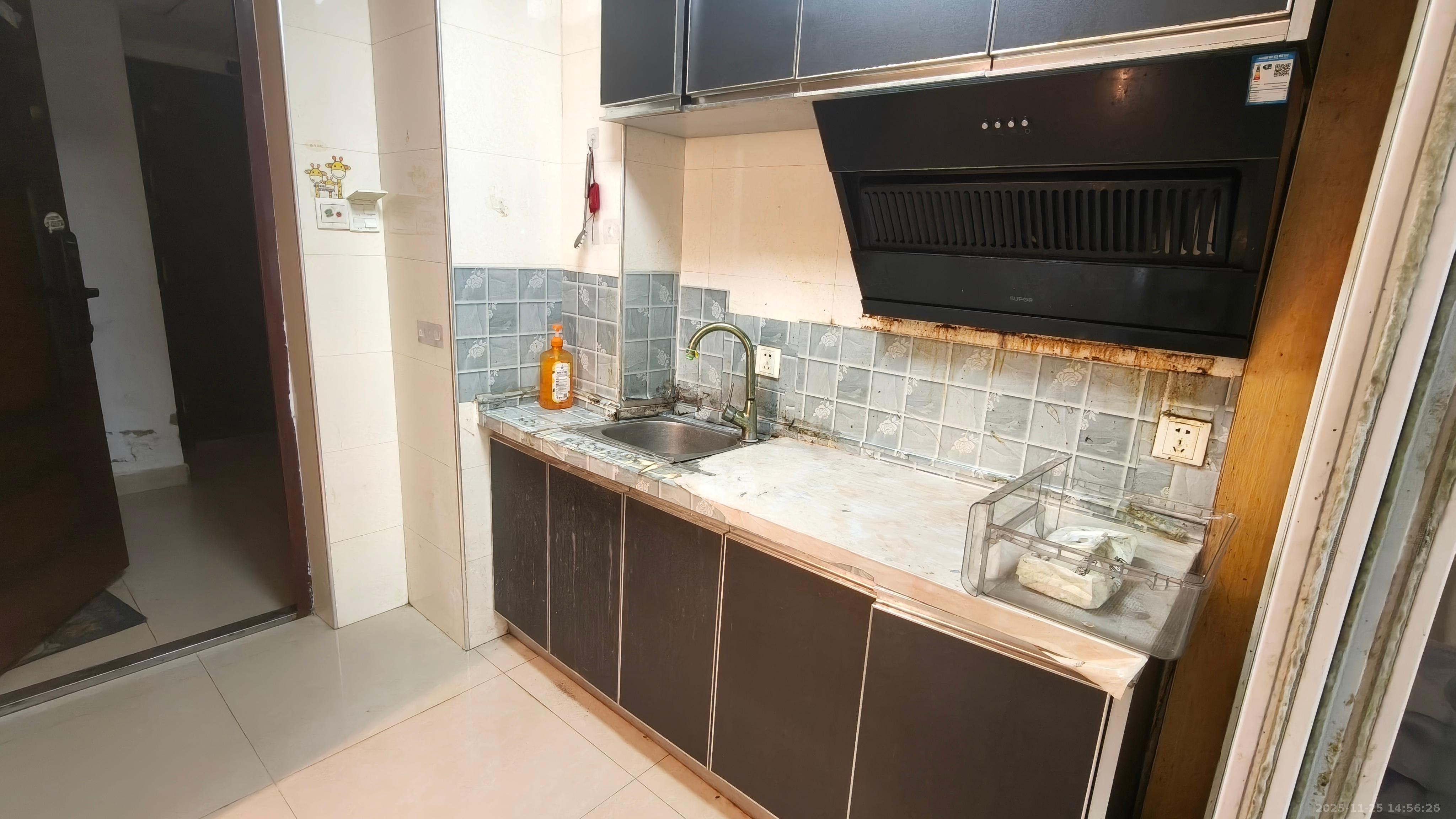 尚都花园城 1室1厅1卫 850.0元/月 尚都花园城 1室1厅1卫 850.0元/月室内图