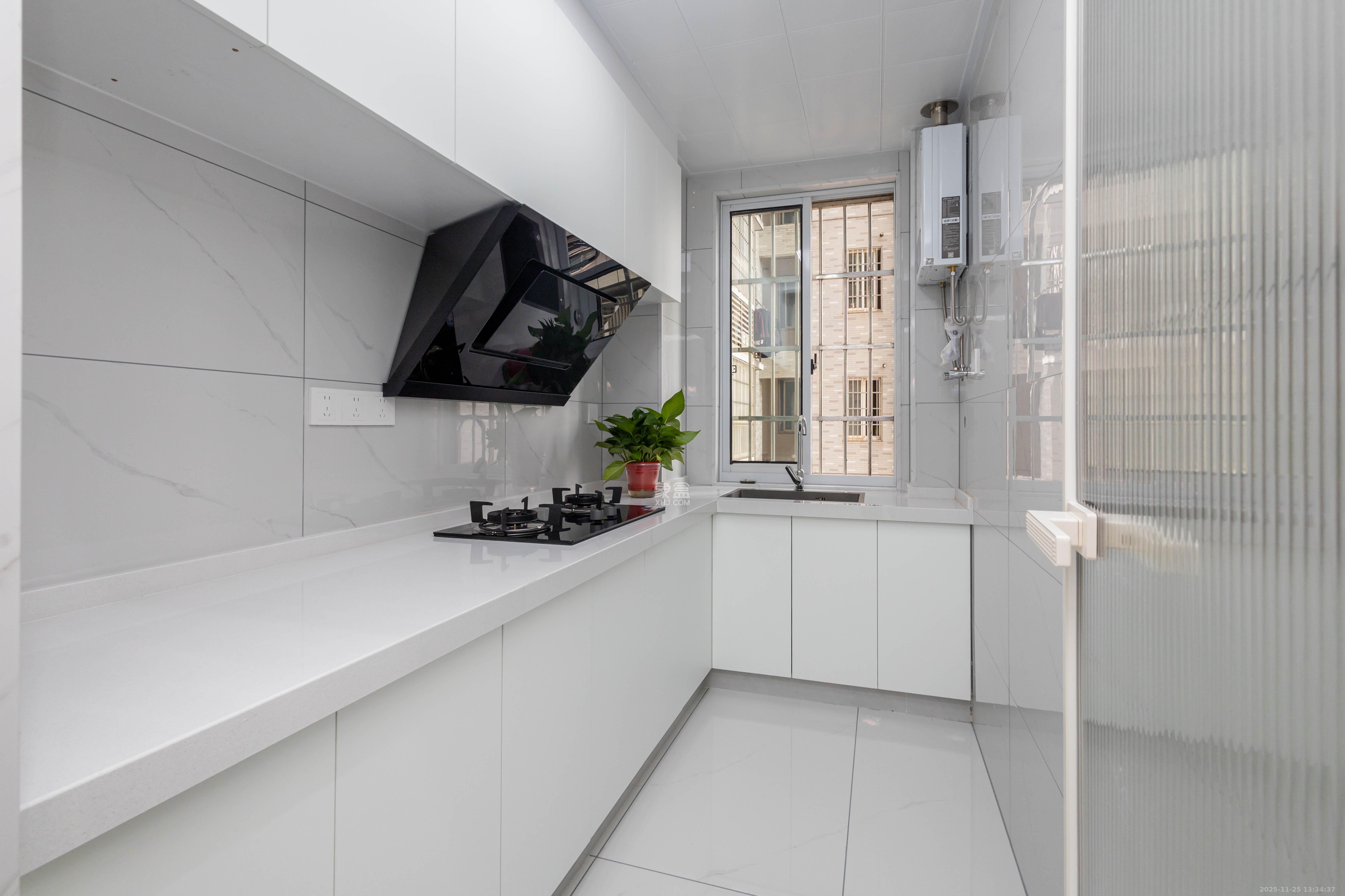 未来蜂巢  3室1厅1卫    49.8万厨房