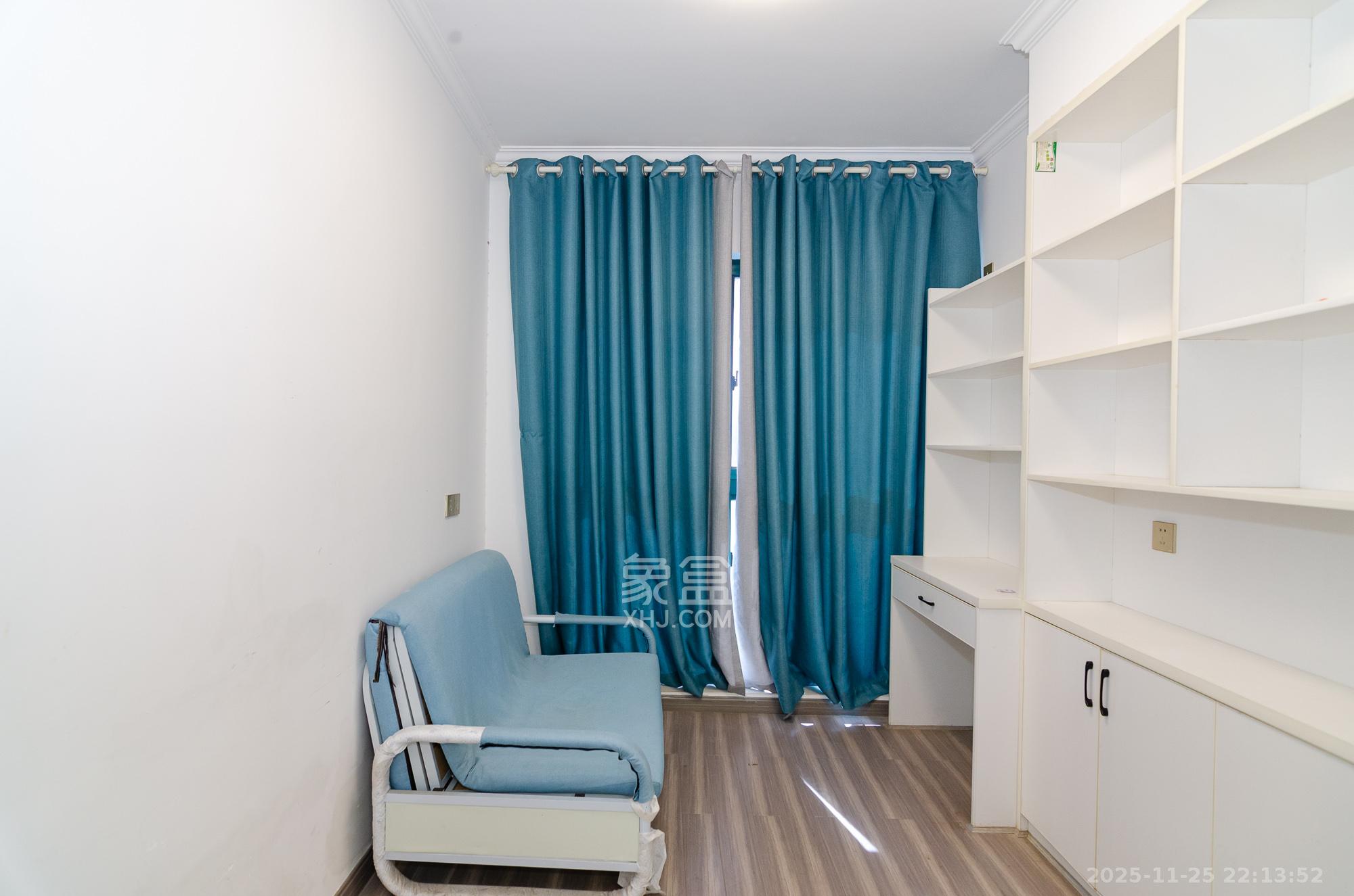 才子城  3室2厅2卫    59.8万卧室