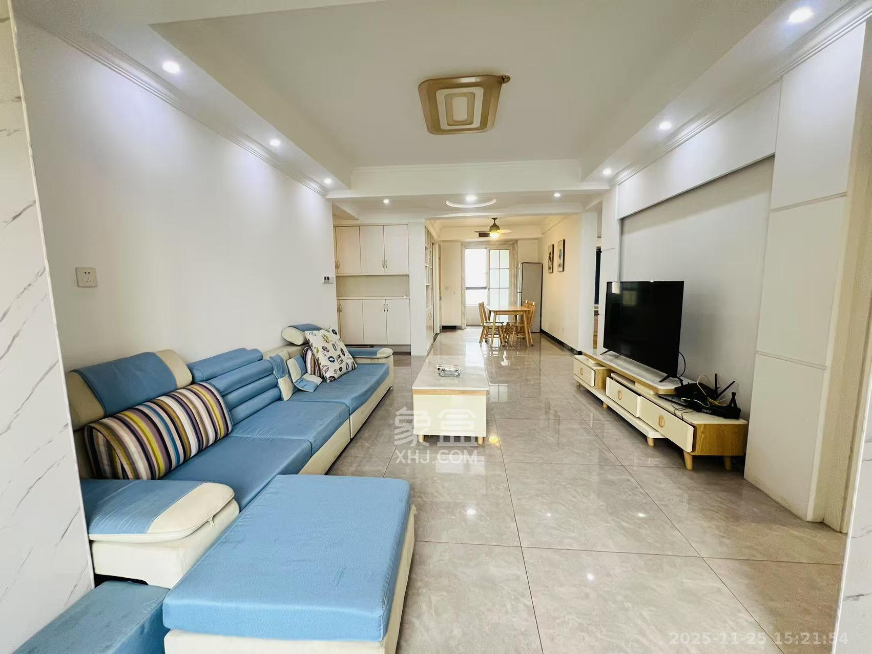 金地格林公馆 3室2厅2卫 3300.0元/月 金地格林公馆 3室2厅2卫 3300.0元/月室内图