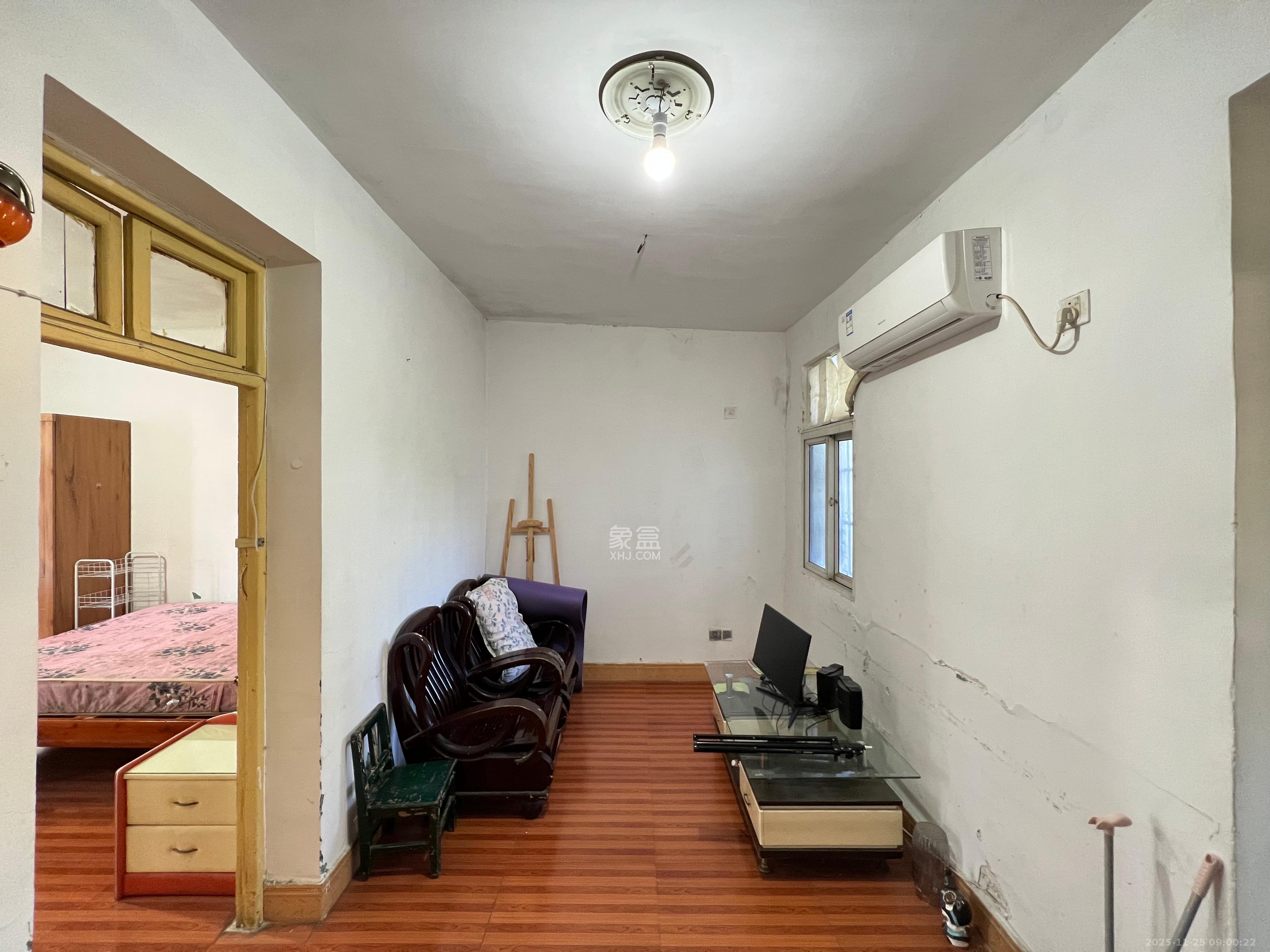 春风小区 2室1厅1卫 1300.0元/月 春风小区 2室1厅1卫 1300.0元/月室内图