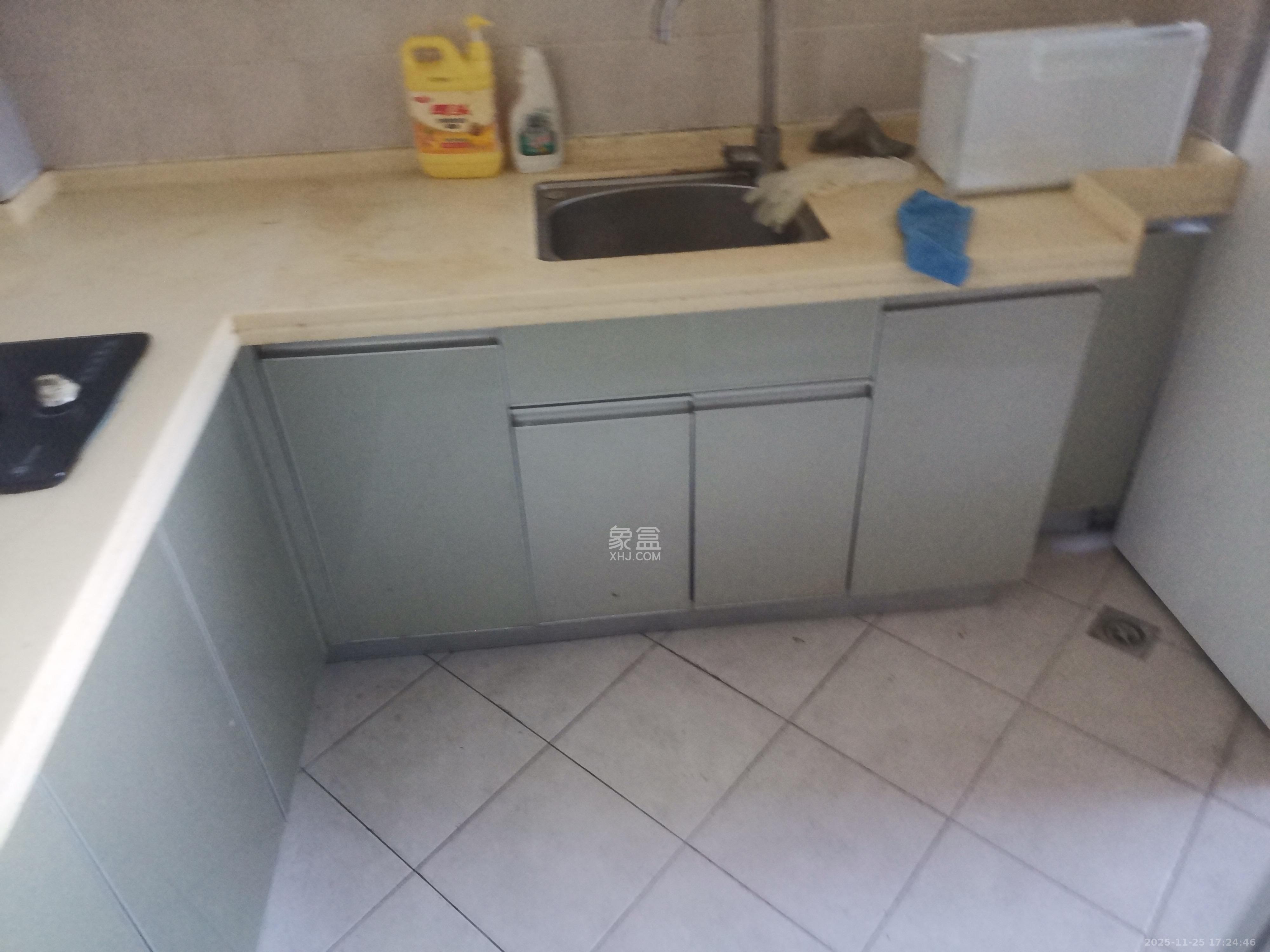 上东辛顿公寓  1室0厅0卫    1400.0元/月室内图