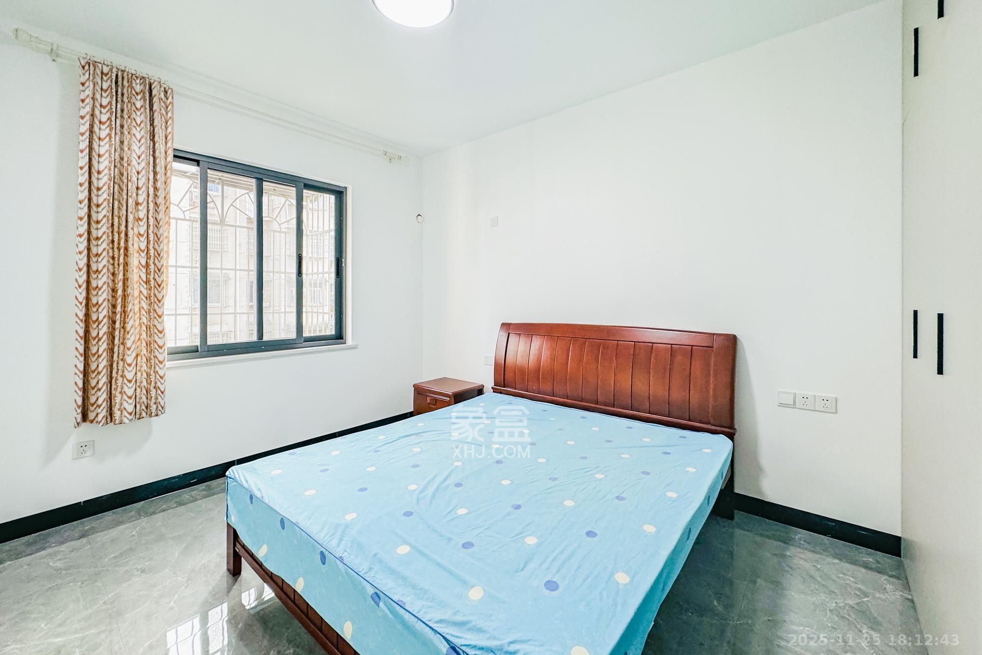 金星小区 1室0厅0卫 105.0万 金星小区 1室0厅0卫 105.0万卧室