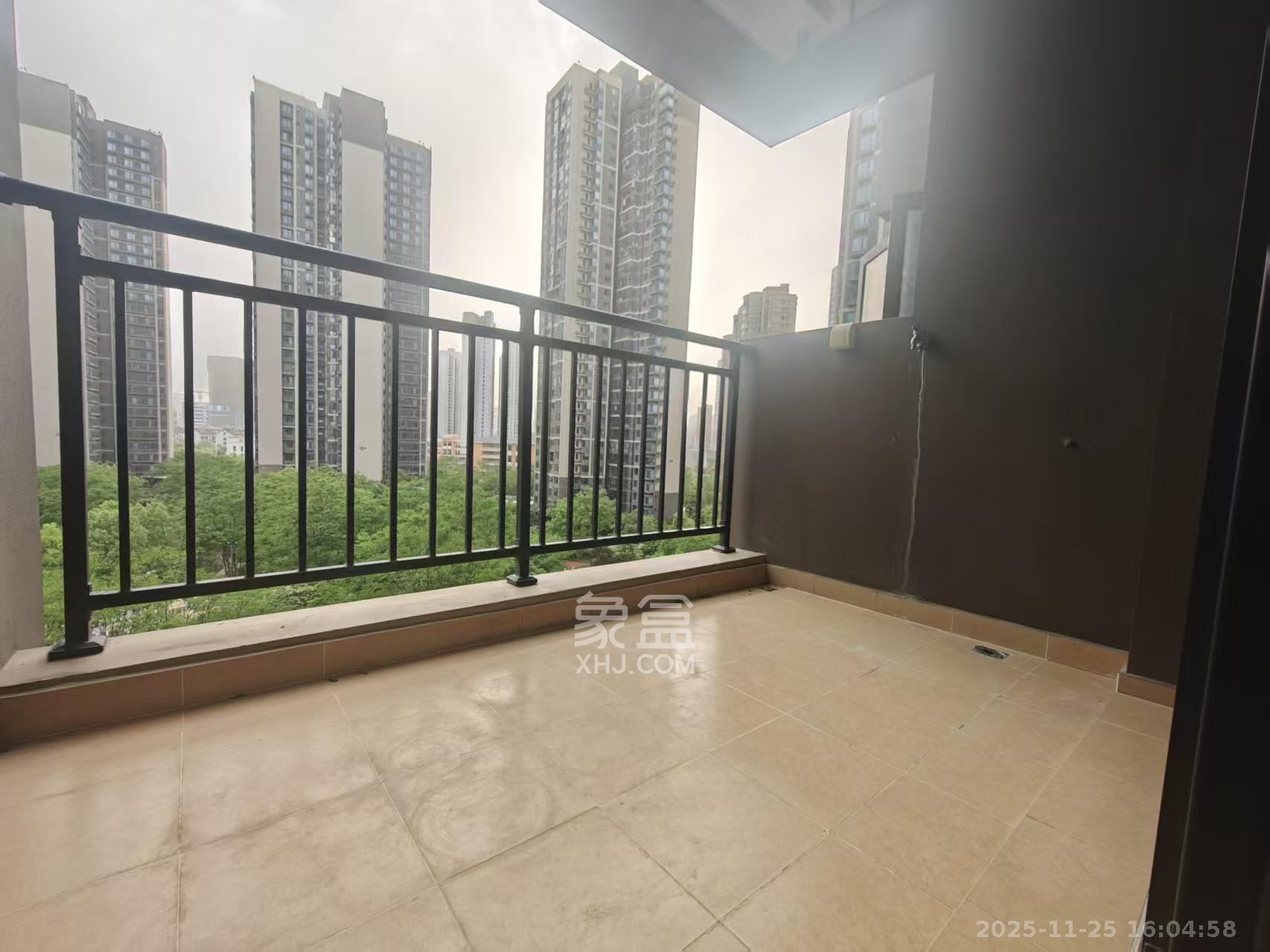 万科金域蓝湾 3室2厅2卫 3000.0元/月 万科金域蓝湾 3室2厅2卫 3000.0元/月室内图