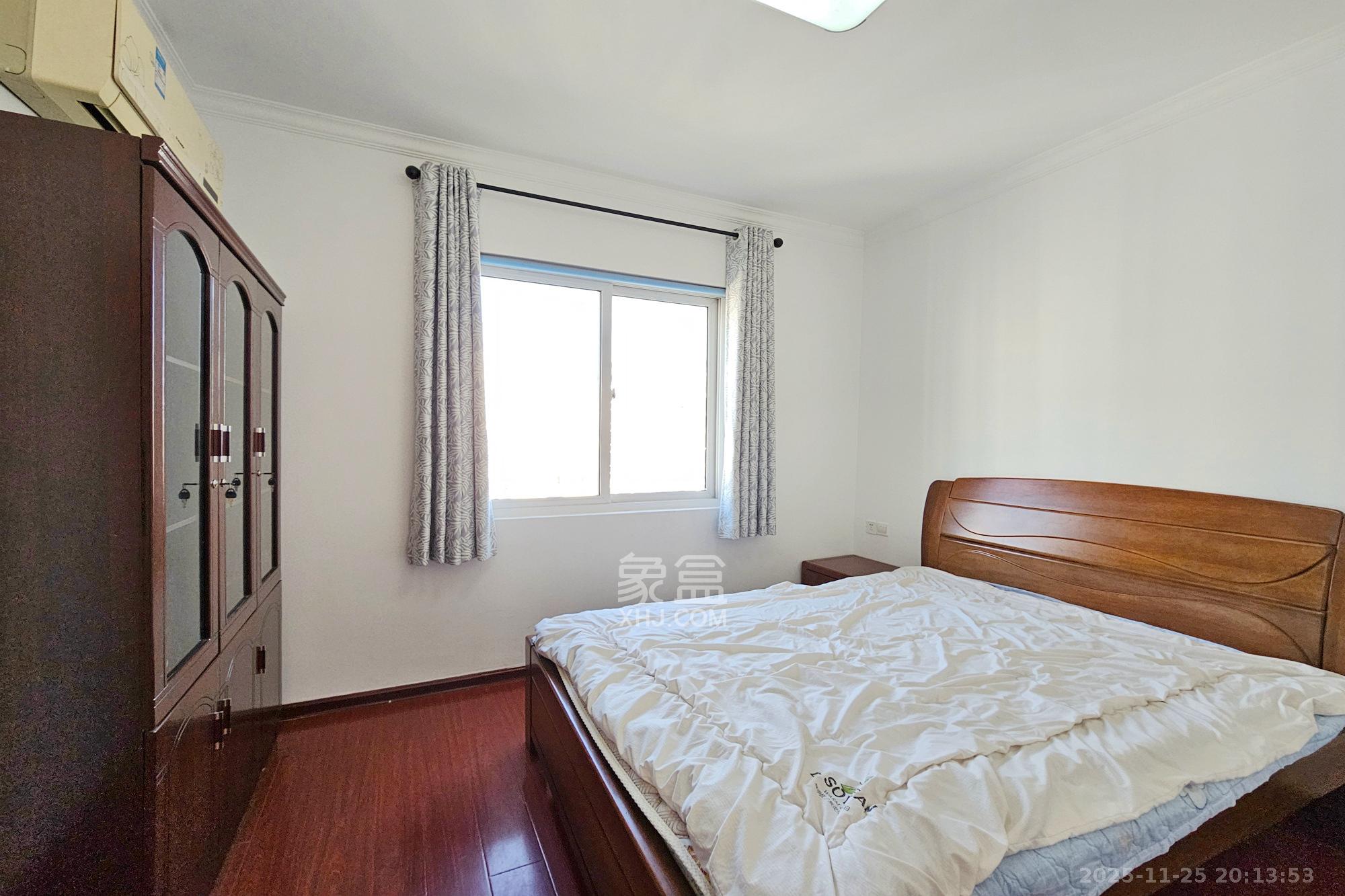 嘉宇盛世华章 3室2厅1卫 115.0万 嘉宇盛世华章 3室2厅1卫 115.0万卧室