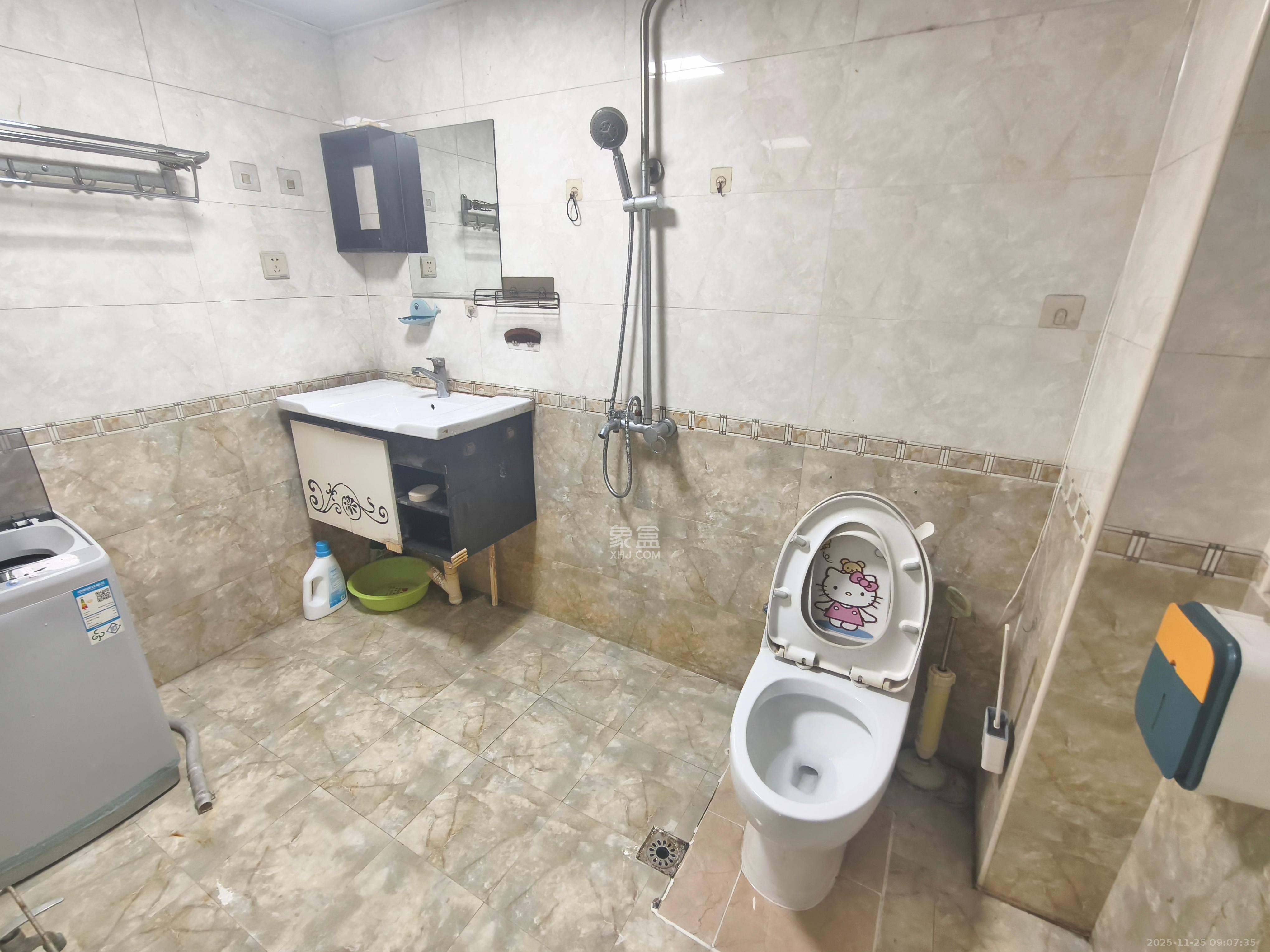 锦璨家园 1室1厅1卫 900.0元/月 锦璨家园 1室1厅1卫 900.0元/月室内图