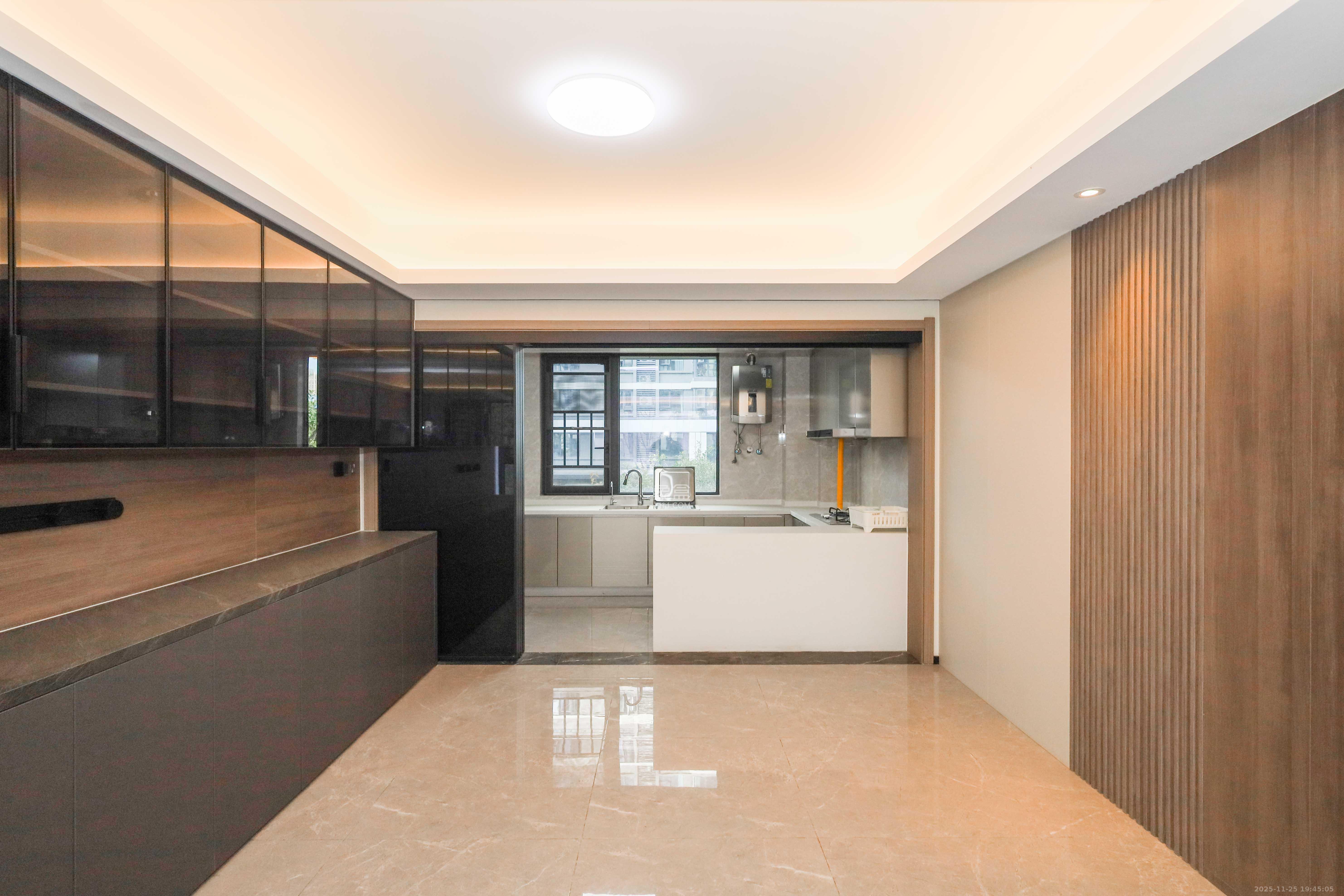 中海麓山境北区  5室2厅2卫    288.0万其他